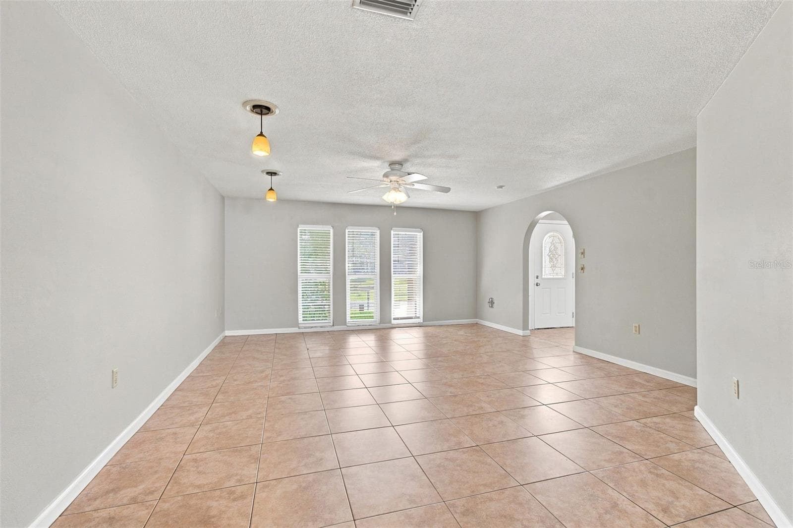 Single Family Residence at 527 WAYFARER DR, TARPON SPRINGS, photo 13 of 47