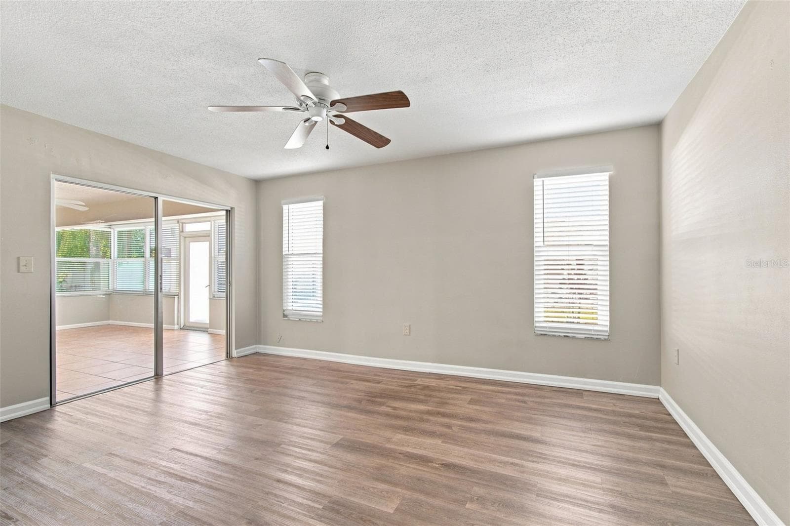 Single Family Residence at 527 WAYFARER DR, TARPON SPRINGS, photo 28 of 47