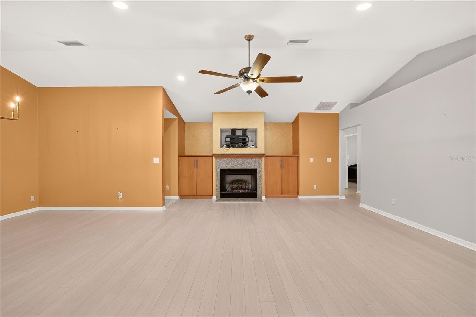 Villa at 4431 NE 4TH ST, OCALA, photo 16 of 38