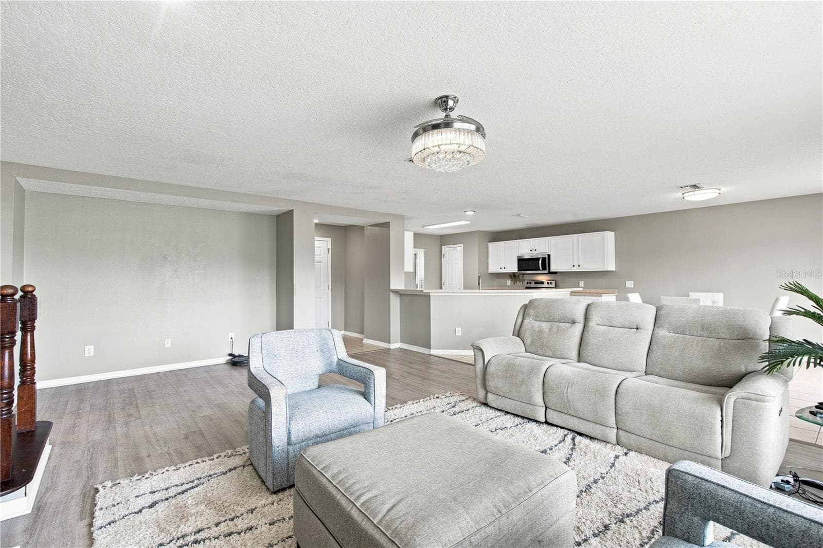 Single Family Residence at 10922 SUBTLE TRAIL DR, RIVERVIEW, photo 5 of 32