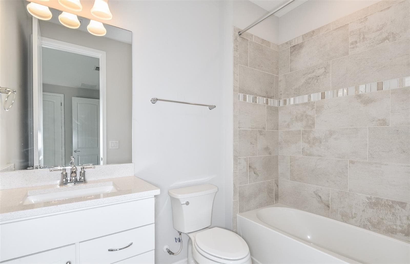 Model Representation - 33506 BARNEBROOK DR, WESLEY CHAPEL