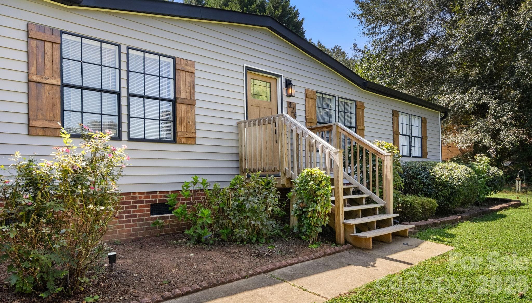 Single Family Residence at Stanley, photo 7 of 40