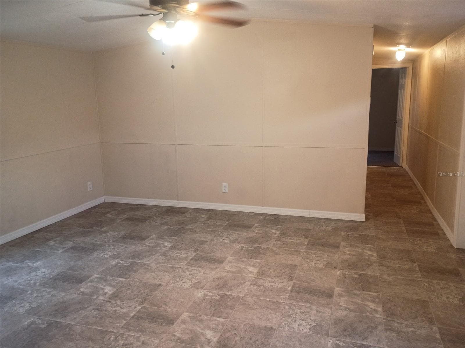 Manufactured Home at 6910 BROOKRIDGE TRL, LAKELAND, photo 5 of 29