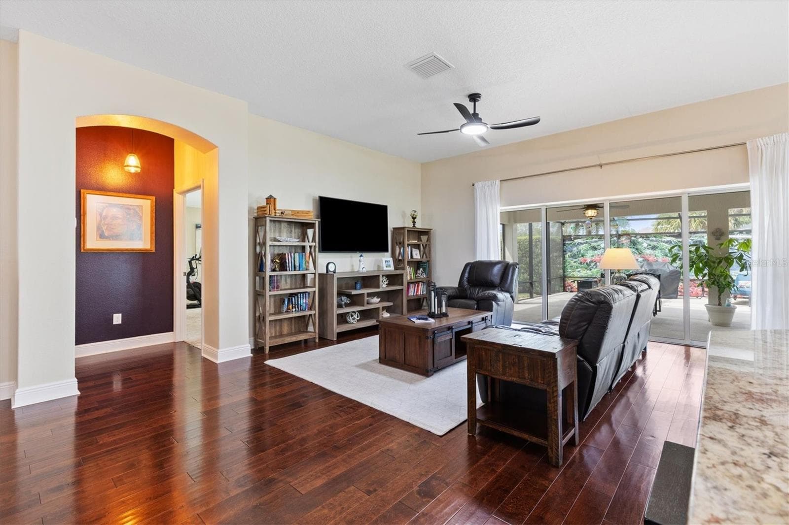 Single Family Residence at 1451 LUCKETT CT, THE VILLAGES, photo 7 of 45