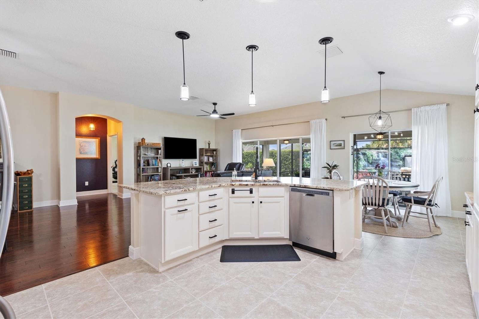 Single Family Residence at 1451 LUCKETT CT, THE VILLAGES, photo 41 of 45