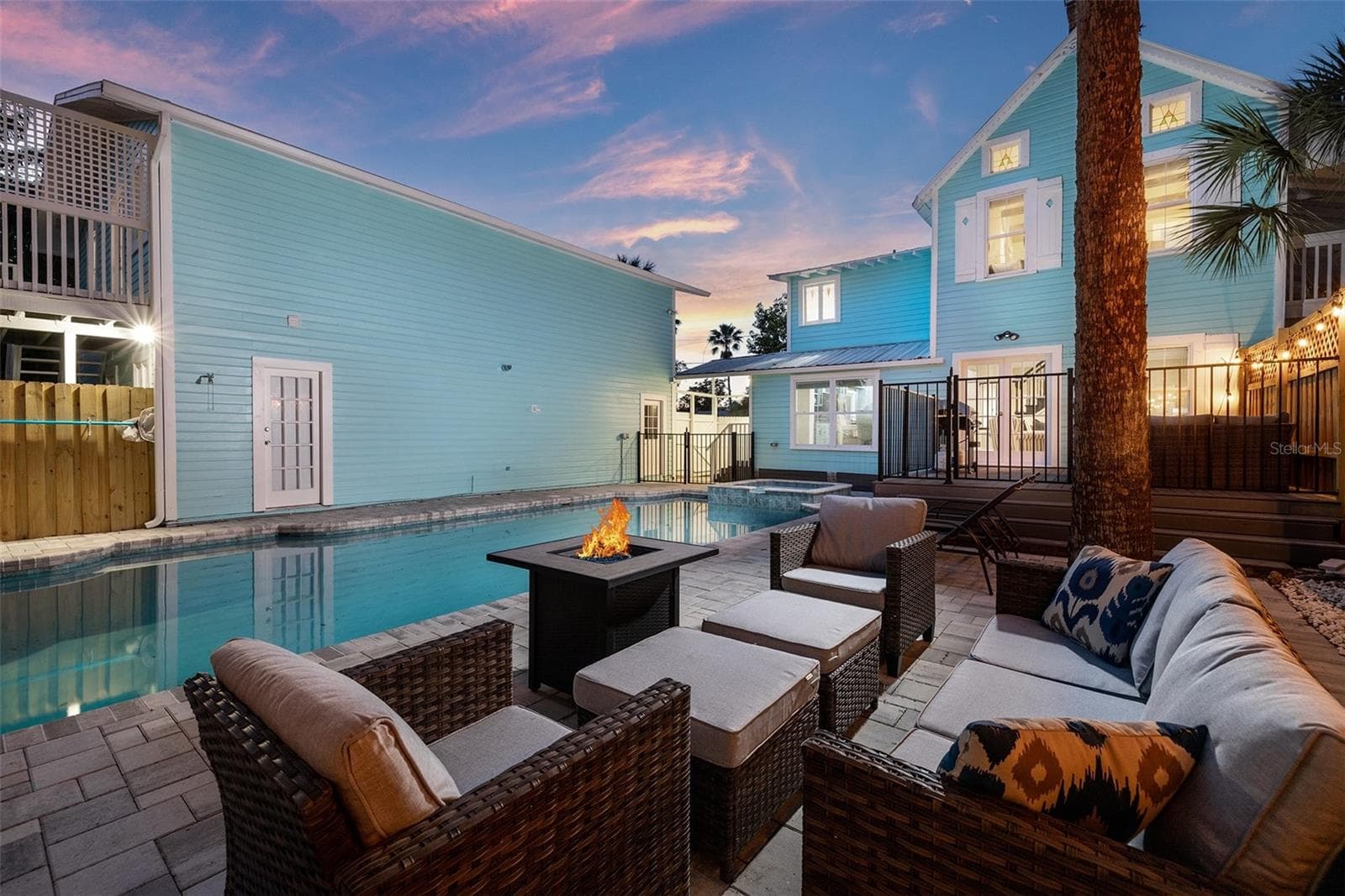 Backyard/Pool - 551 OMAHA ST, PALM HARBOR