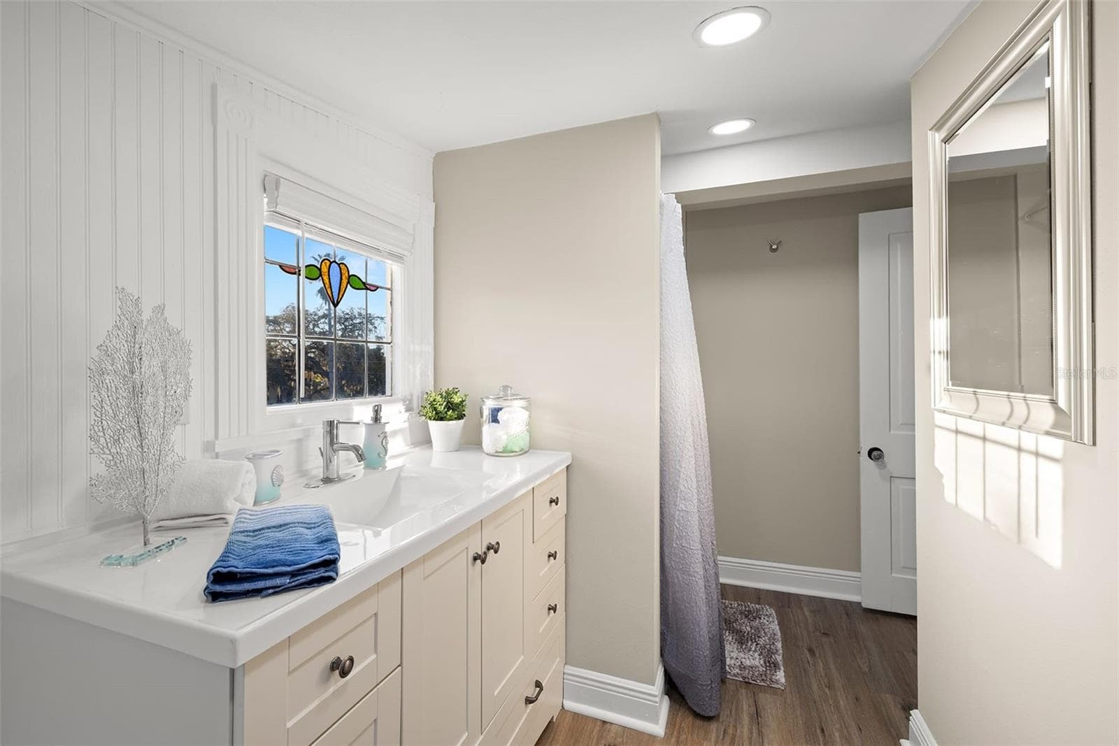 Bathroom 3, Main house - 551 OMAHA ST, PALM HARBOR