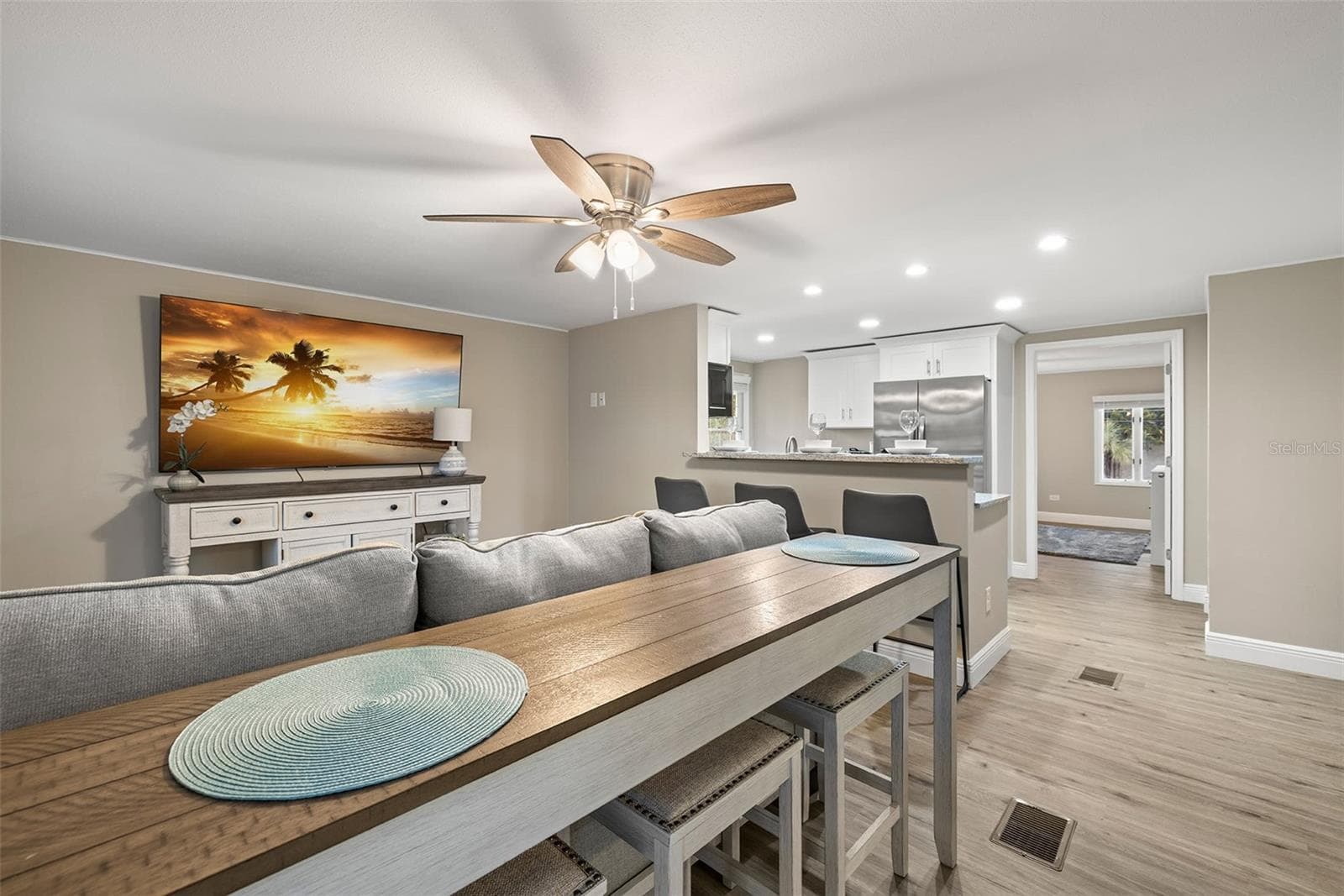Upstairs living room/kitchen, guest house - 551 OMAHA ST, PALM HARBOR