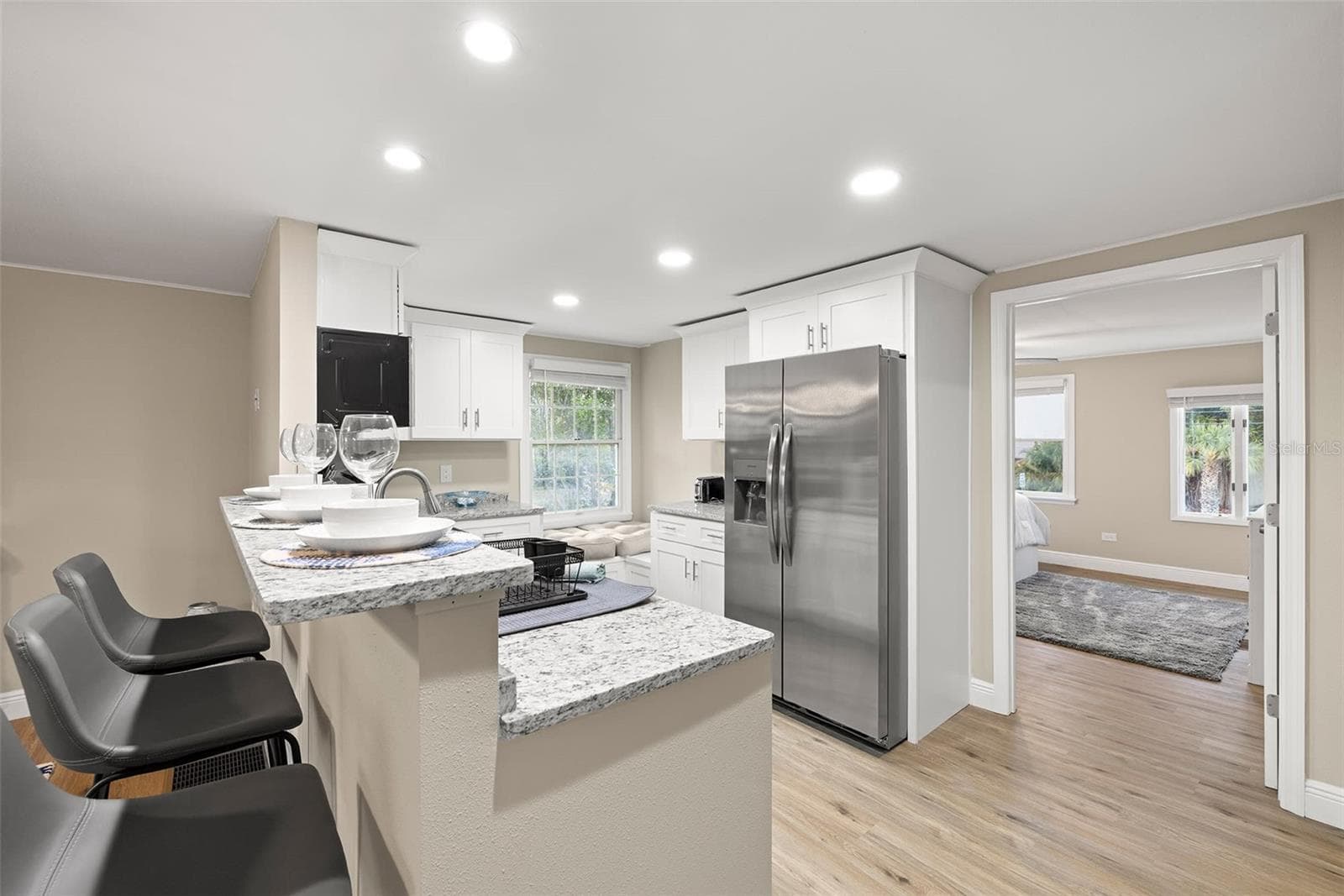 Upstairs, guest house - 551 OMAHA ST, PALM HARBOR
