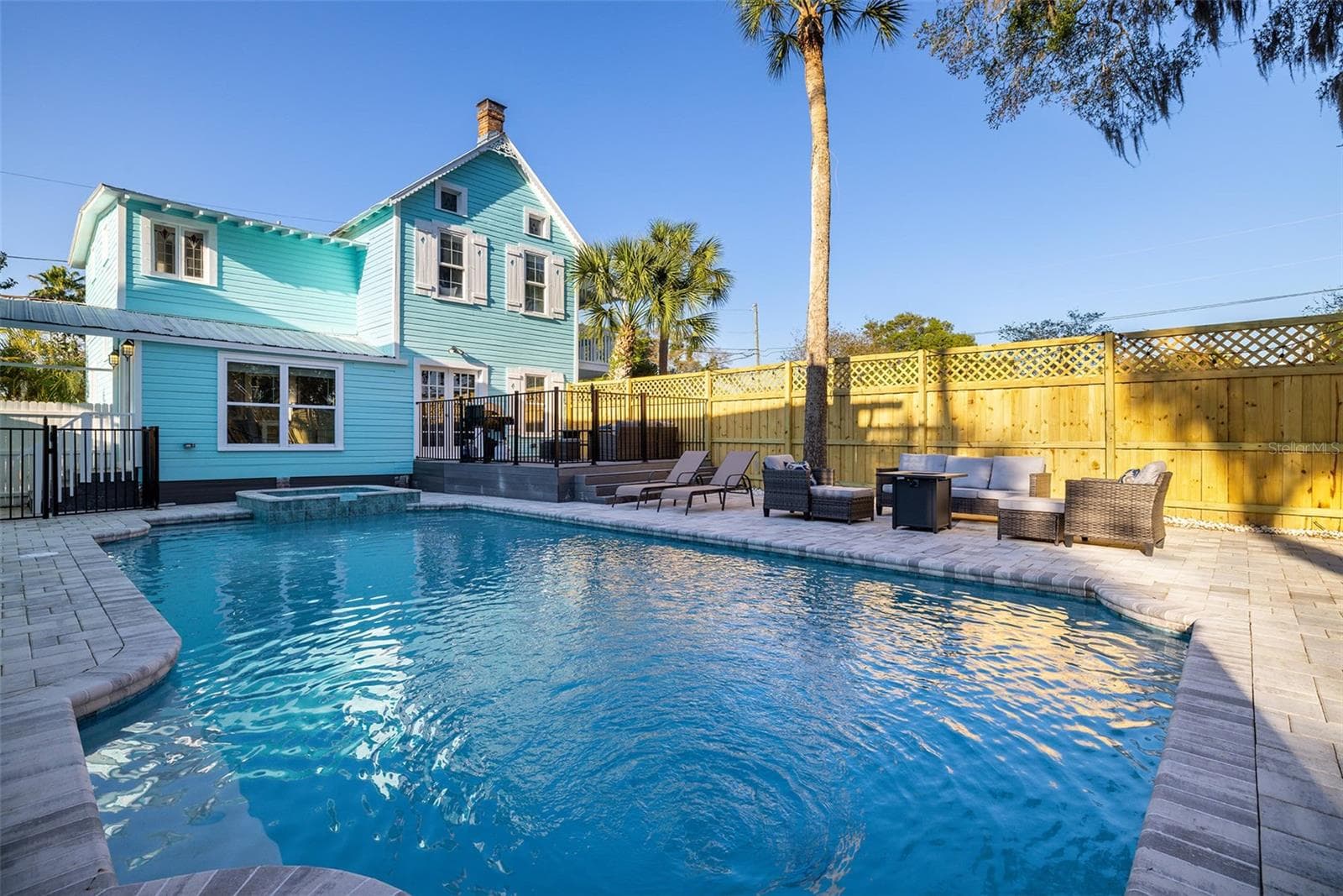 Pool/Spa, oversized paver patio - 551 OMAHA ST, PALM HARBOR