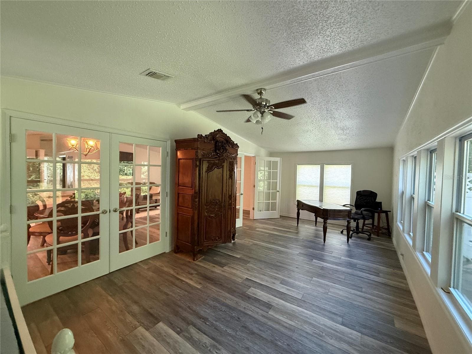 Manufactured Home at 802 OAK BLVD, WILDWOOD, photo 6 of 25