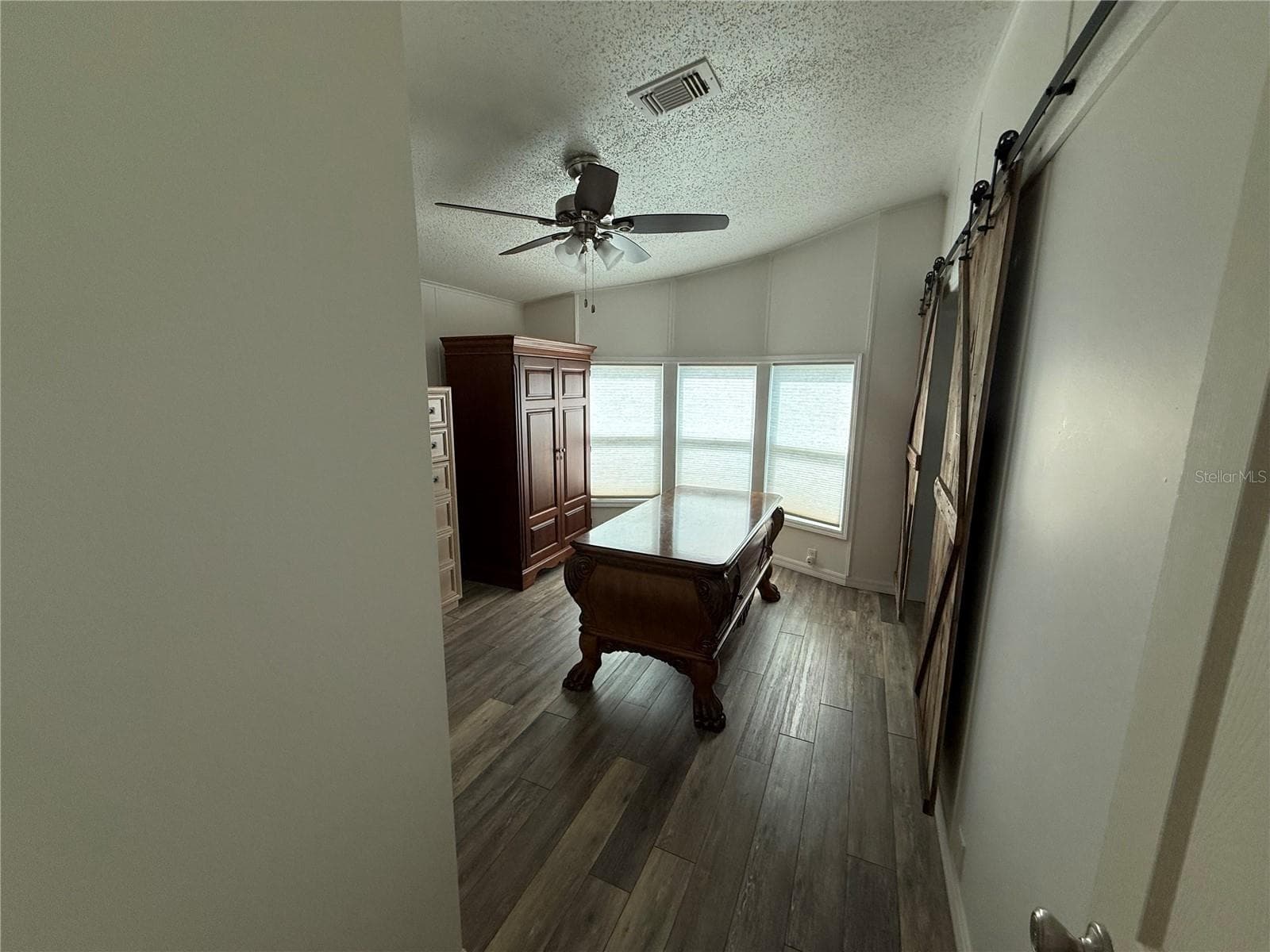 Manufactured Home at 802 OAK BLVD, WILDWOOD, photo 12 of 25
