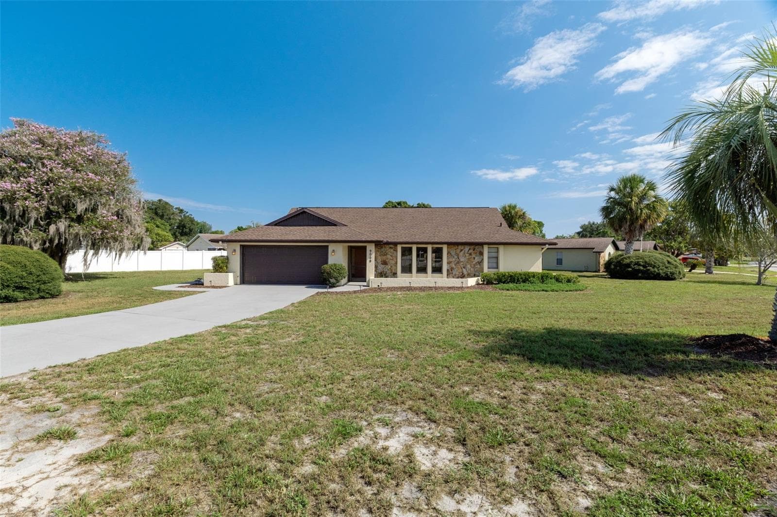 Right Side of Home - 9009 HEATHER BLVD, WEEKI WACHEE