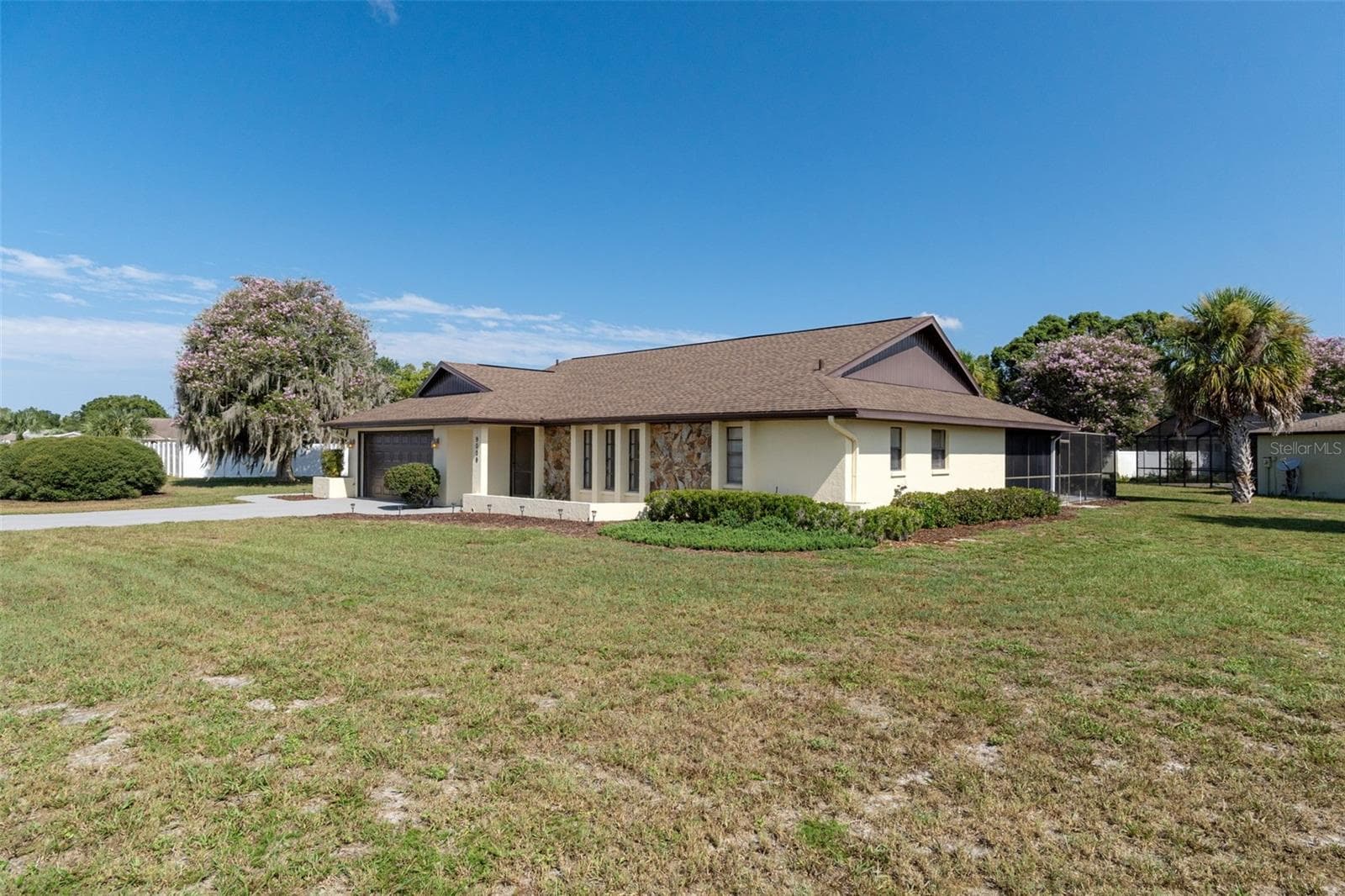 Left side of the home - 9009 HEATHER BLVD, WEEKI WACHEE