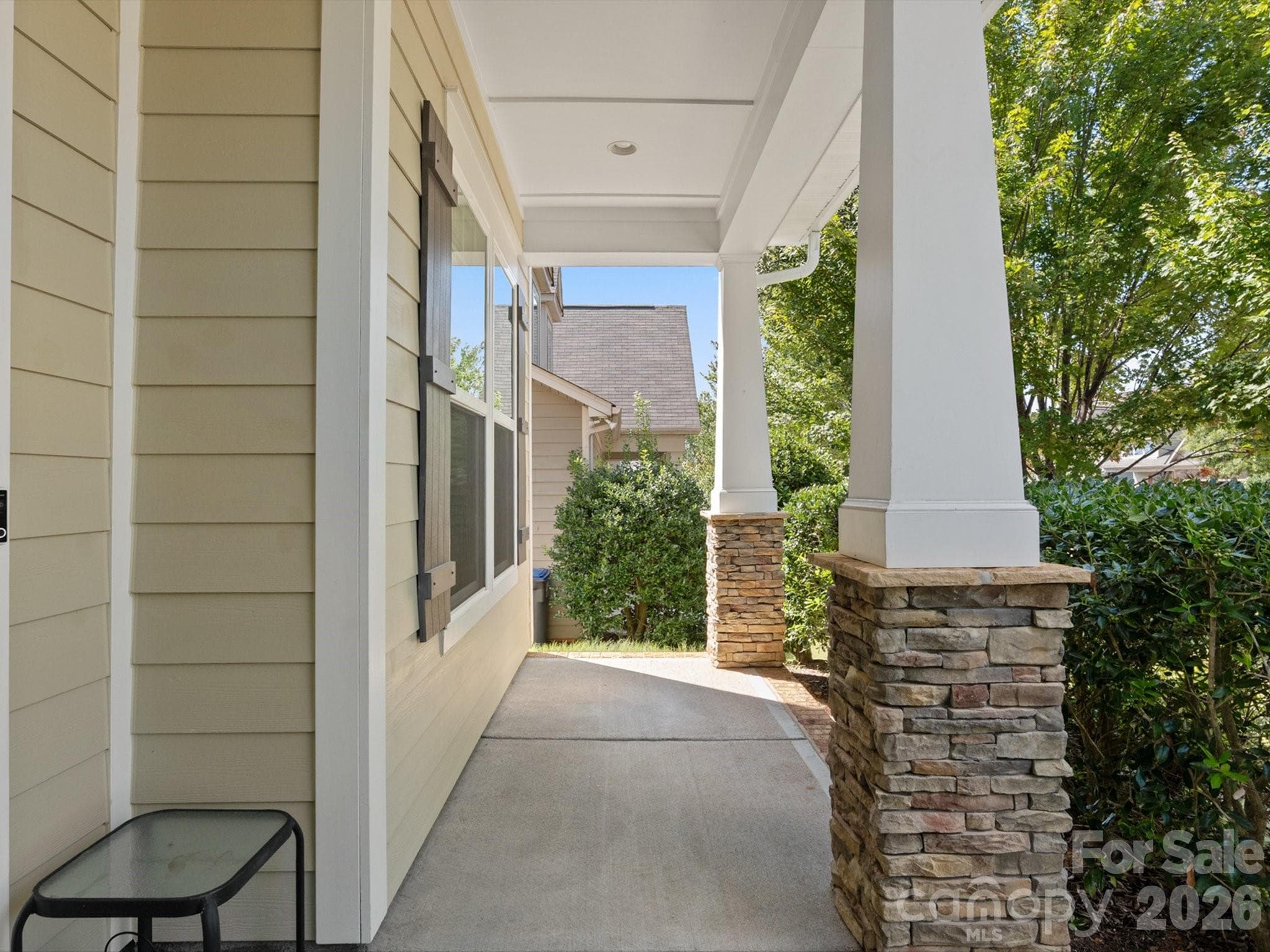 Single Family Residence at 2035 Pinyon Lane, Lancaster, photo 7 of 44