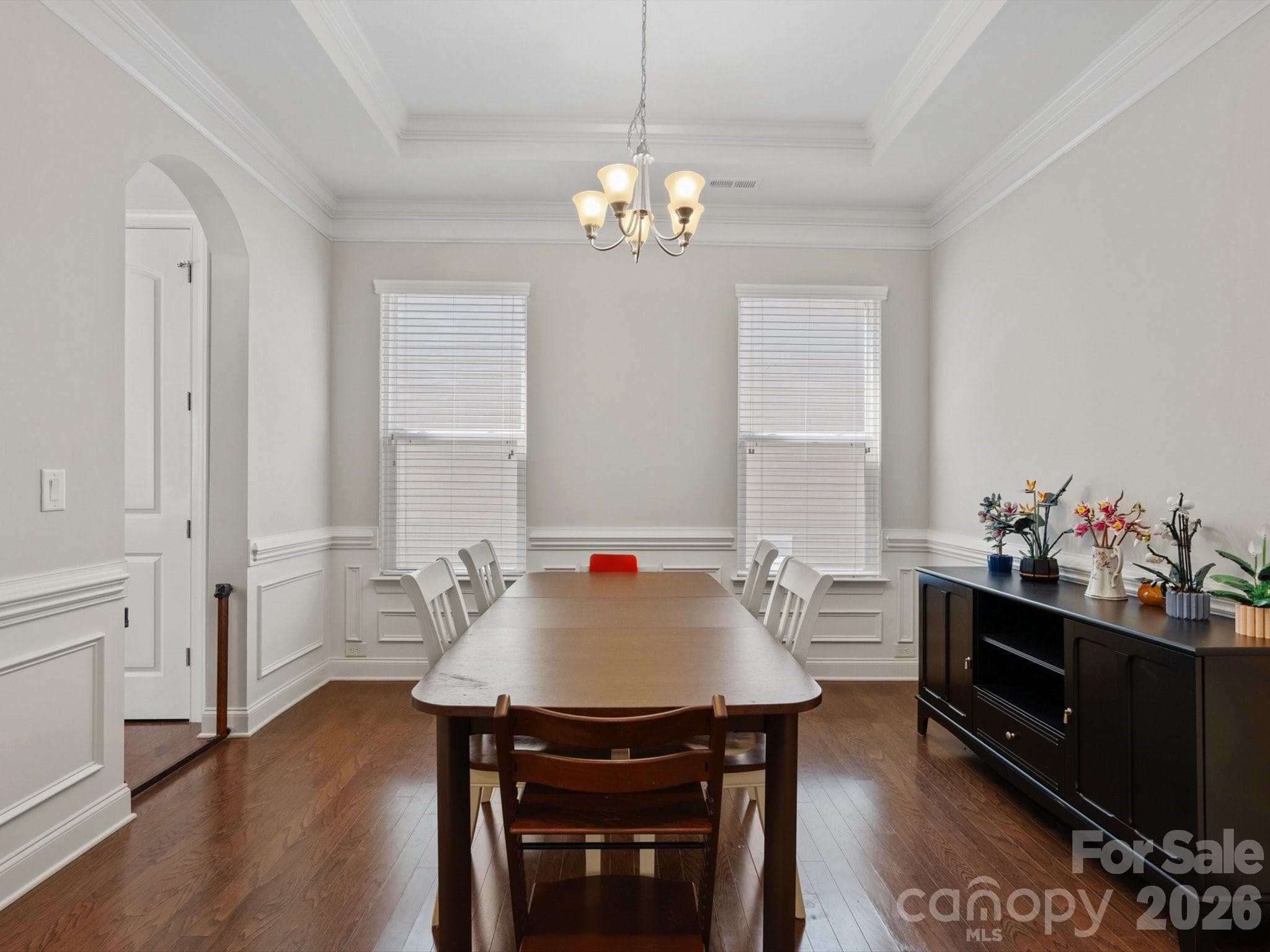 Single Family Residence at 2035 Pinyon Lane, Lancaster, photo 9 of 44