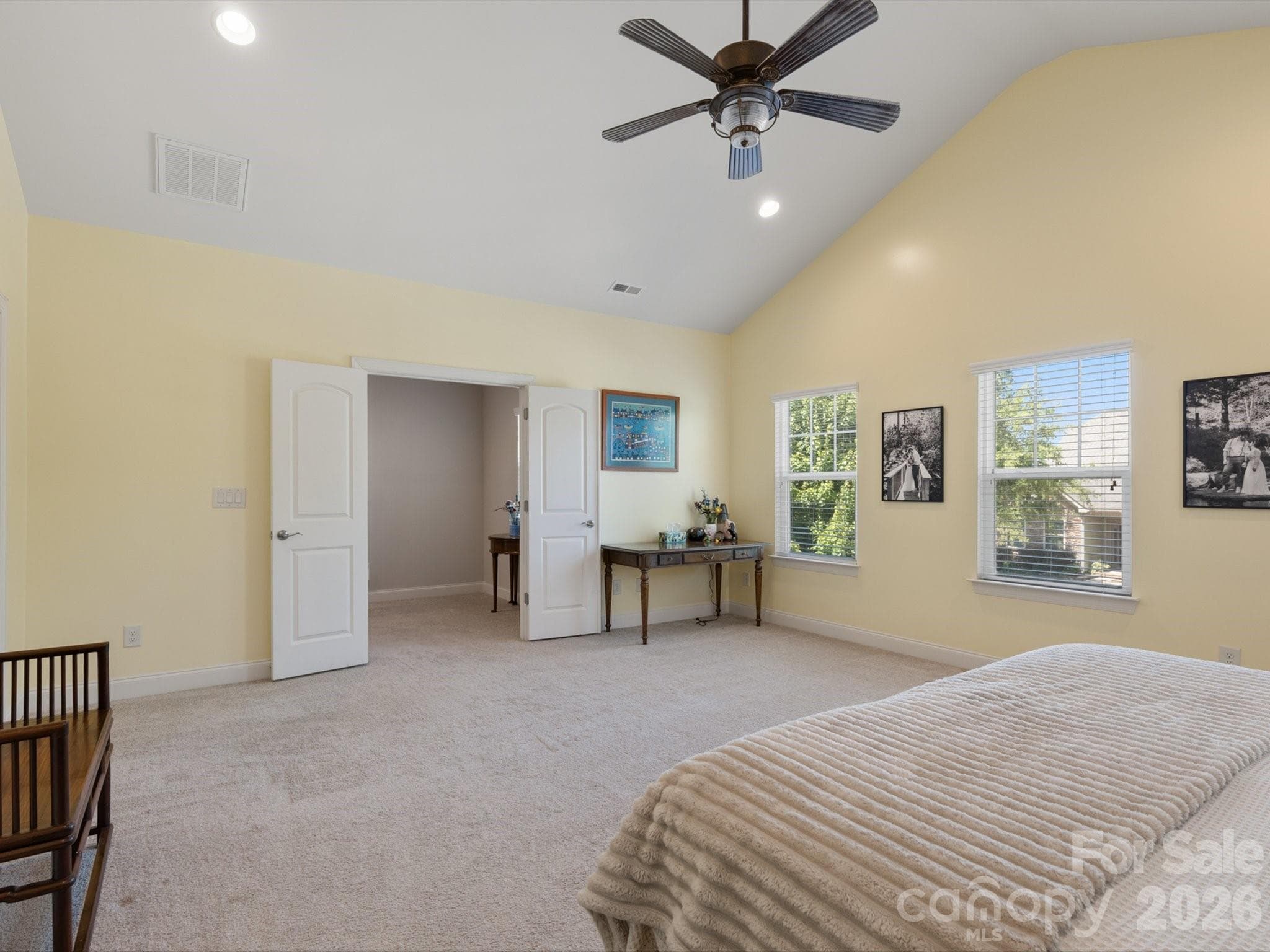Single Family Residence at 2035 Pinyon Lane, Lancaster, photo 23 of 44