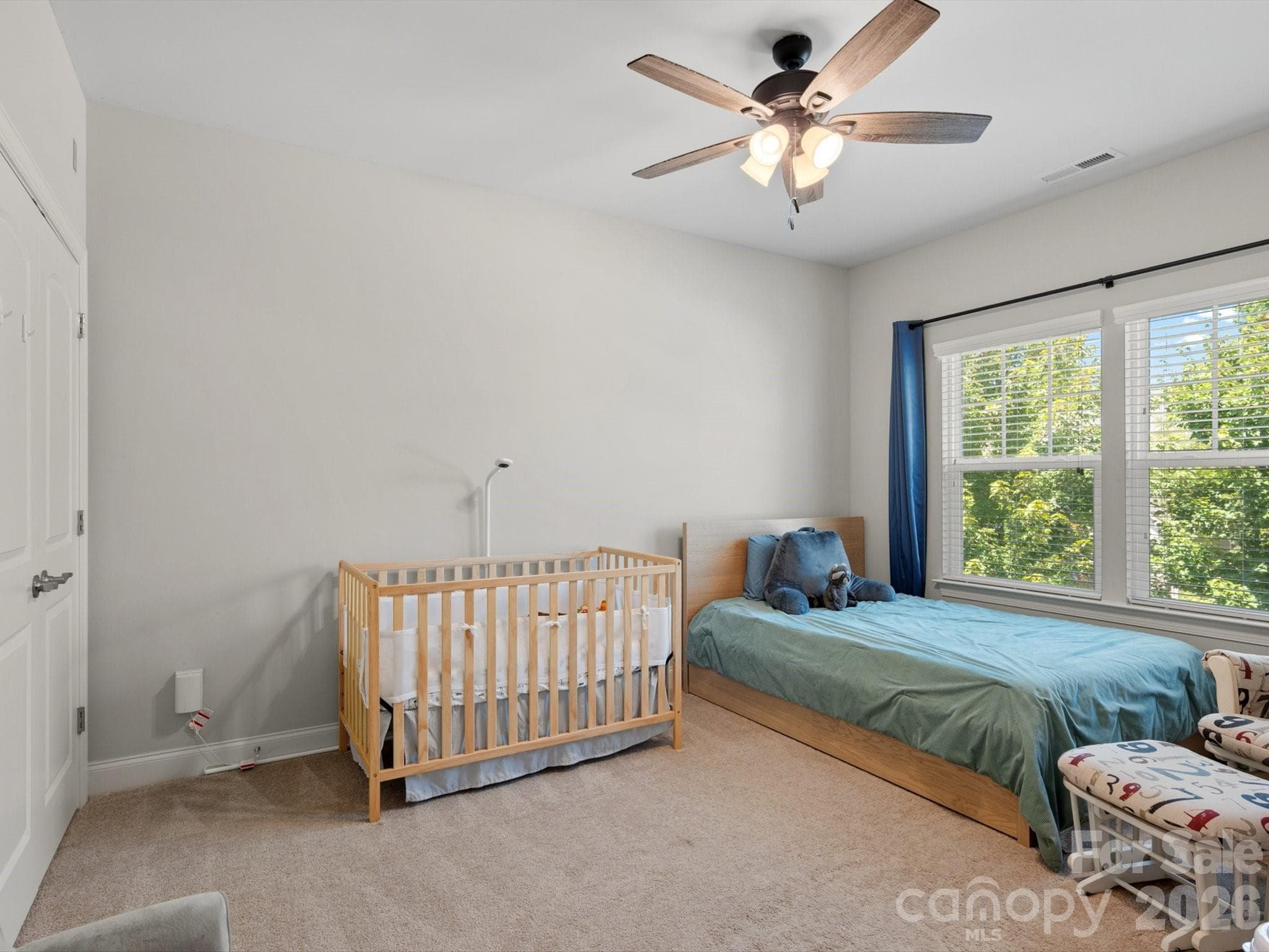Single Family Residence at 2035 Pinyon Lane, Lancaster, photo 26 of 44