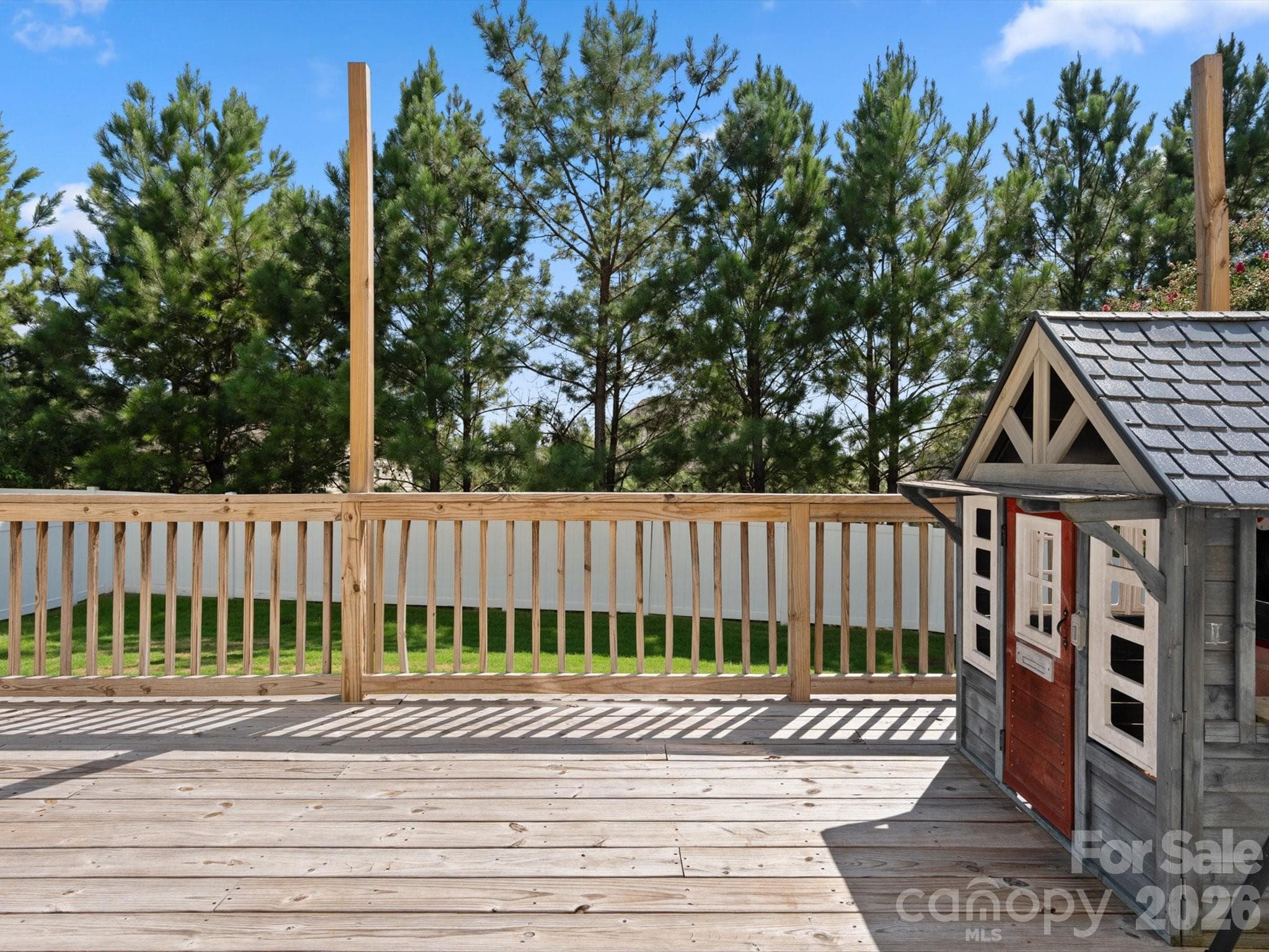 Single Family Residence at 2035 Pinyon Lane, Lancaster, photo 29 of 44