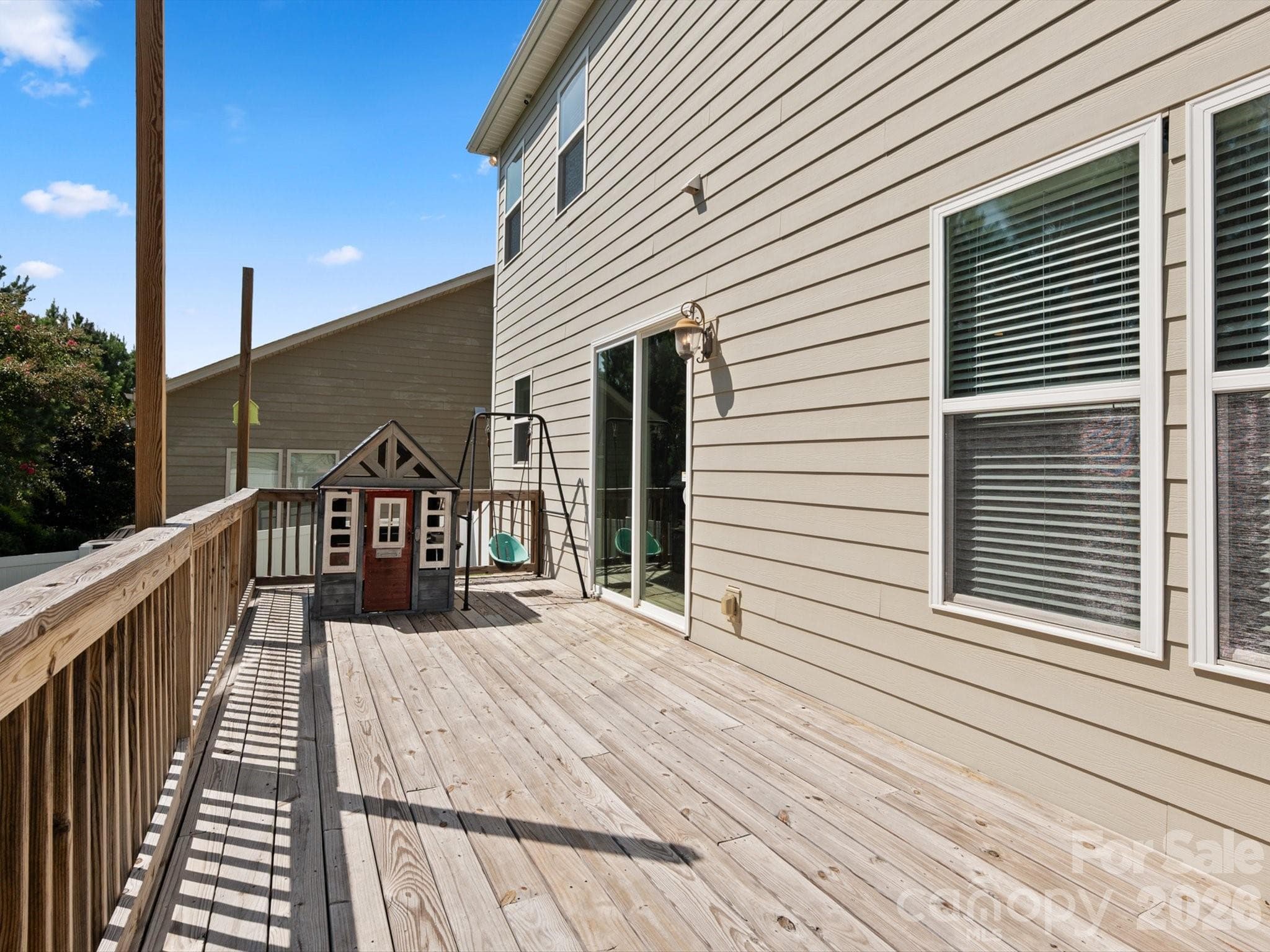 Single Family Residence at 2035 Pinyon Lane, Lancaster, photo 31 of 44