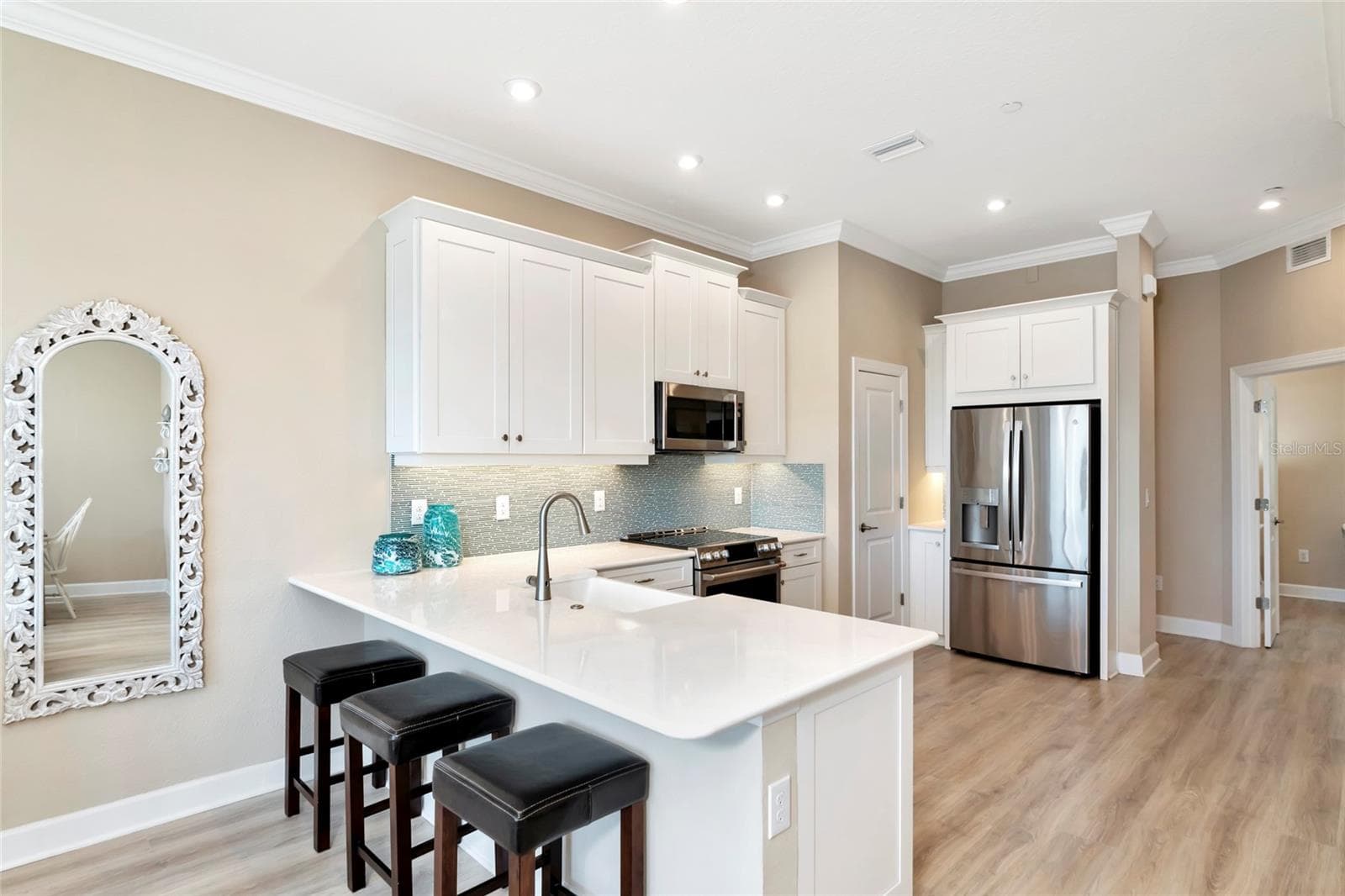 Townhouse at 5589 CANNES CIR #4-102, SARASOTA, photo 14 of 91