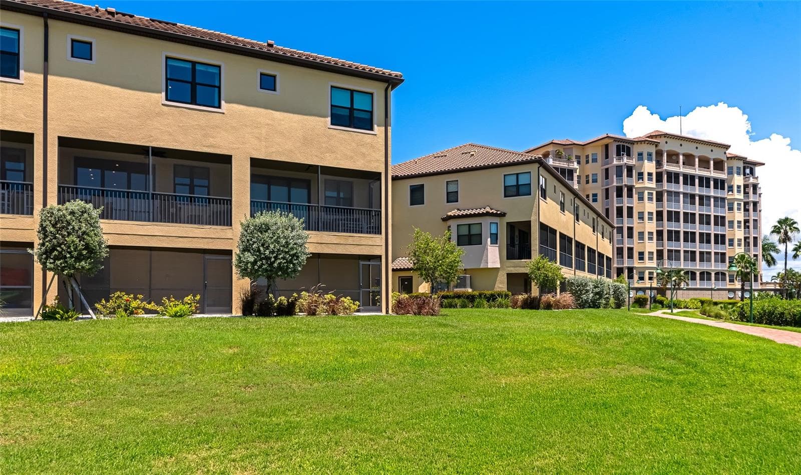 Townhouse at 5589 CANNES CIR #4-102, SARASOTA, photo 52 of 91