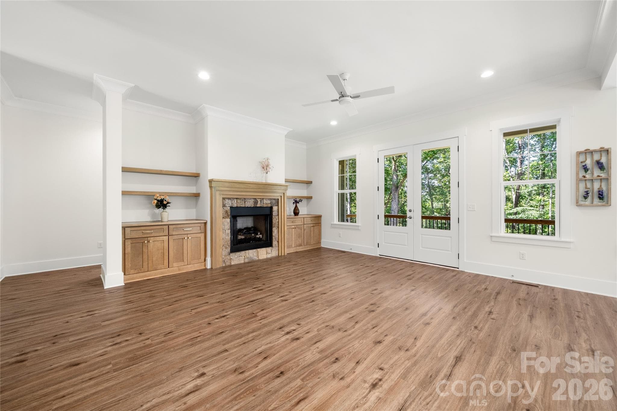 Great room - 227 Northview Drive, Hendersonville