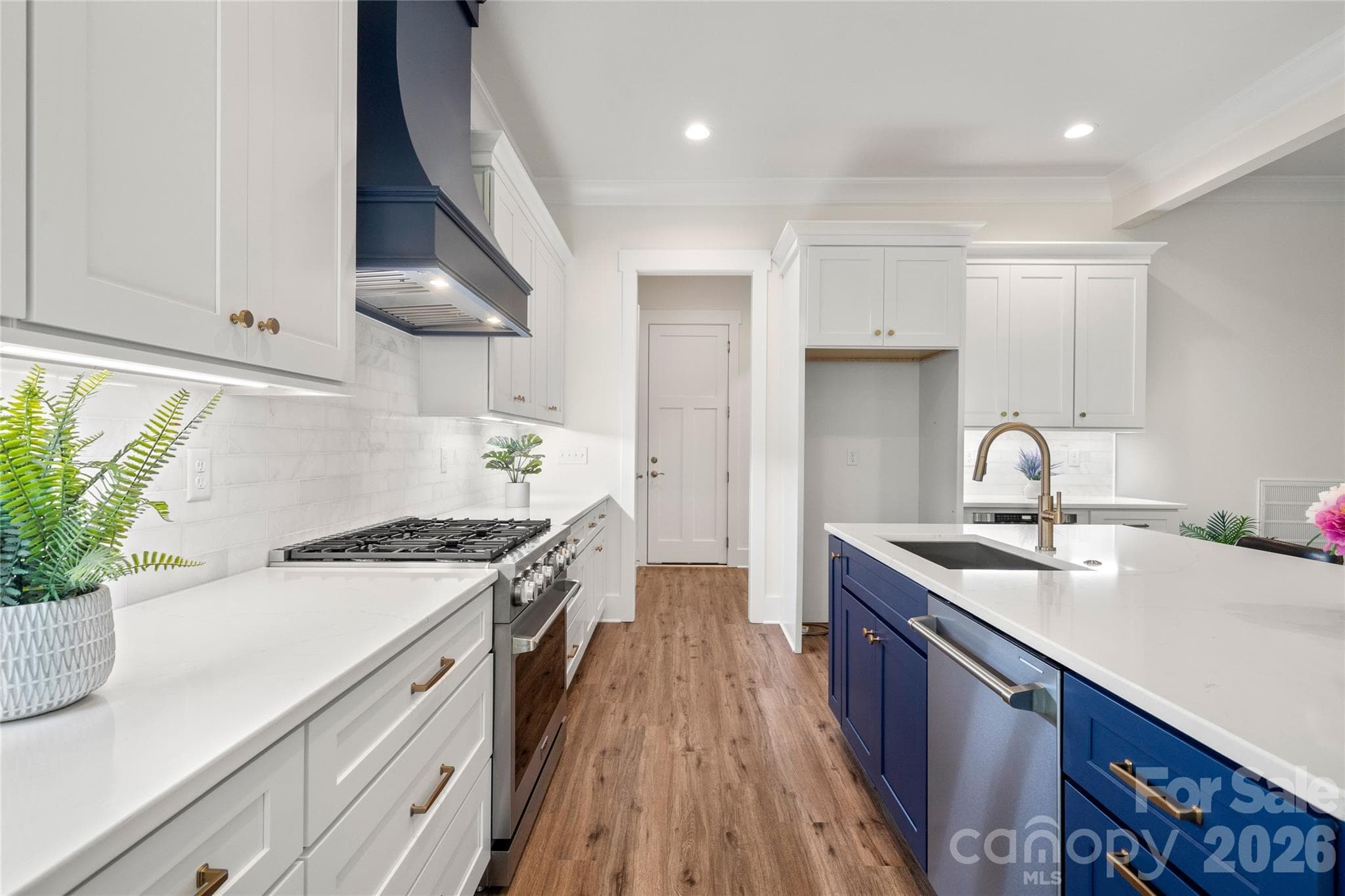 Kitchen - 227 Northview Drive, Hendersonville