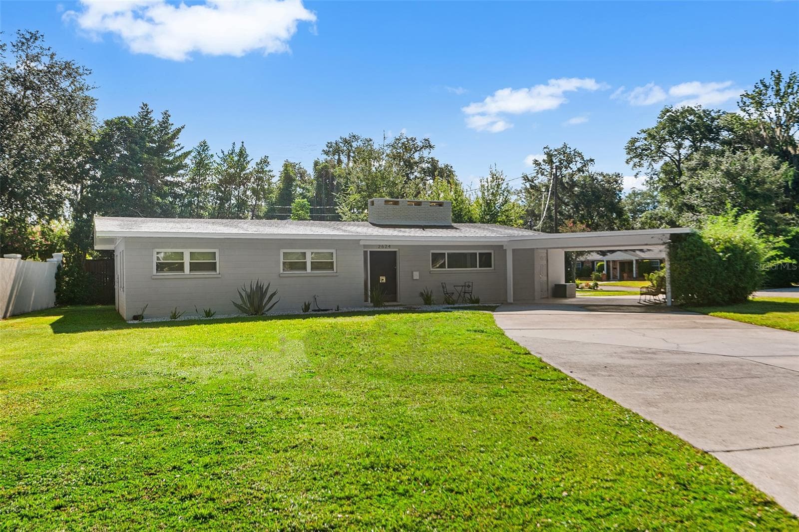 2624 EASTON TER