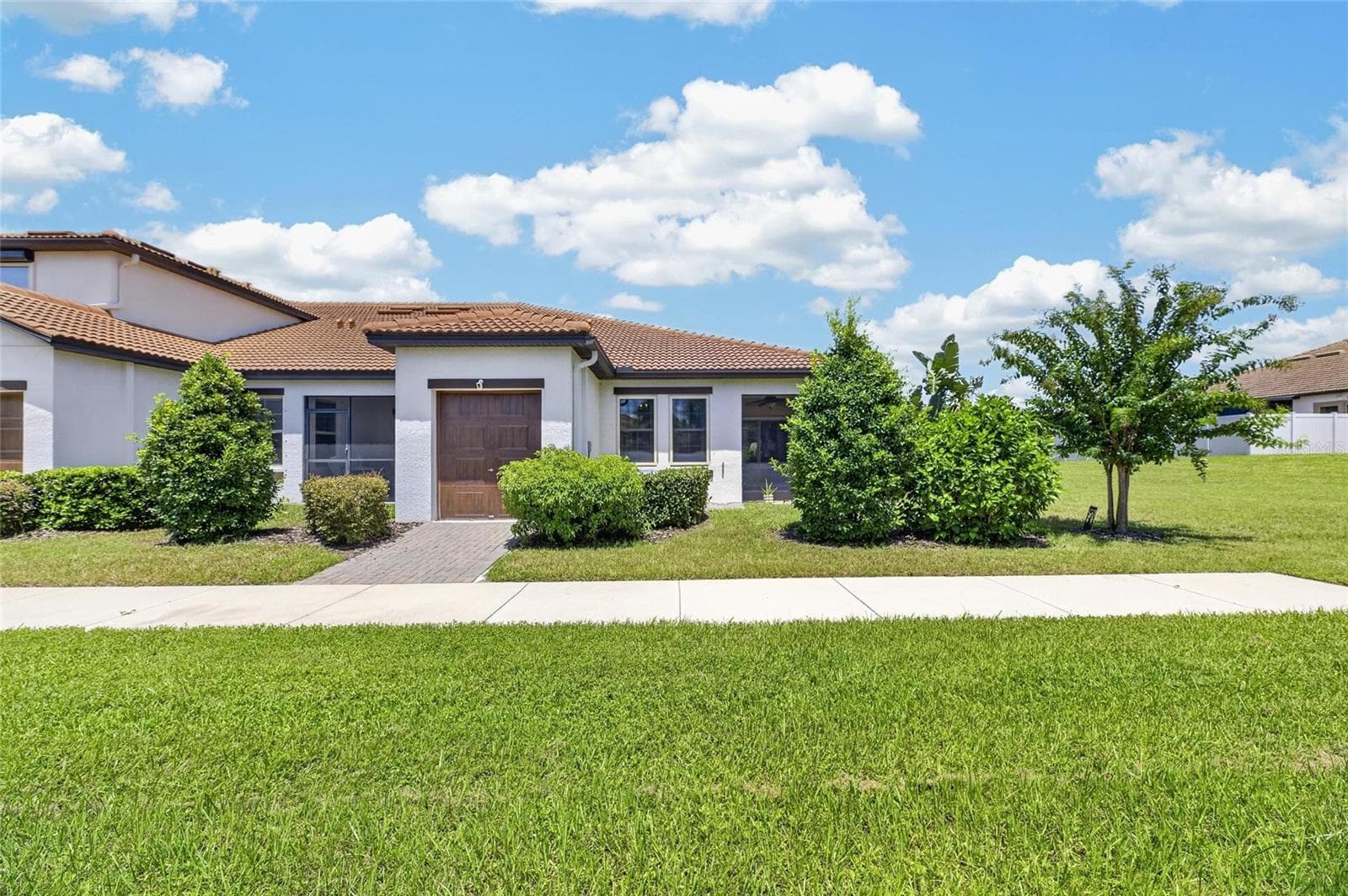 Villa at 5325 STOIC VALE DR, WIMAUMA, photo 2 of 87