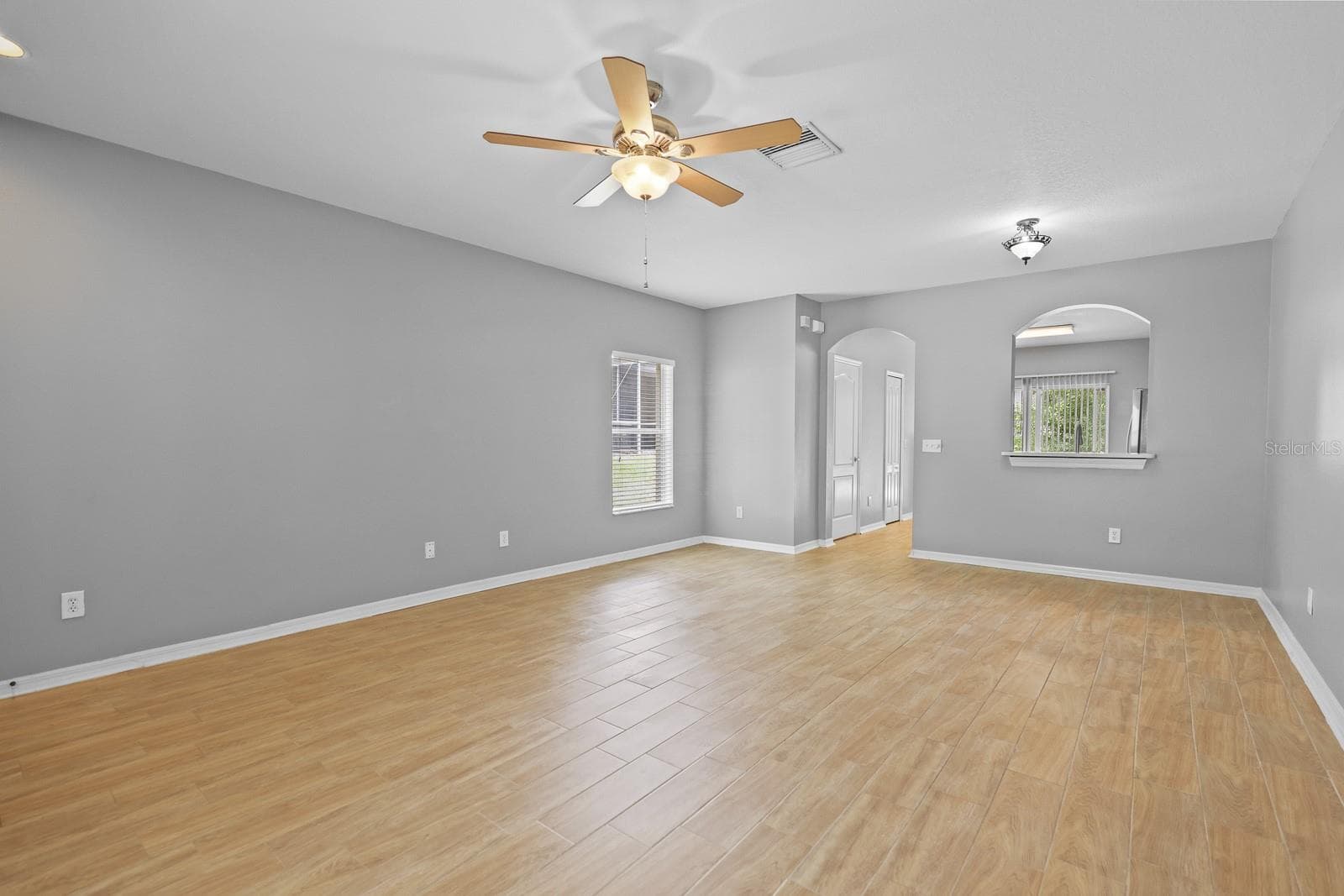 Townhouse at 5879 FISHHAWK RIDGE DR, LITHIA, photo 8 of 21