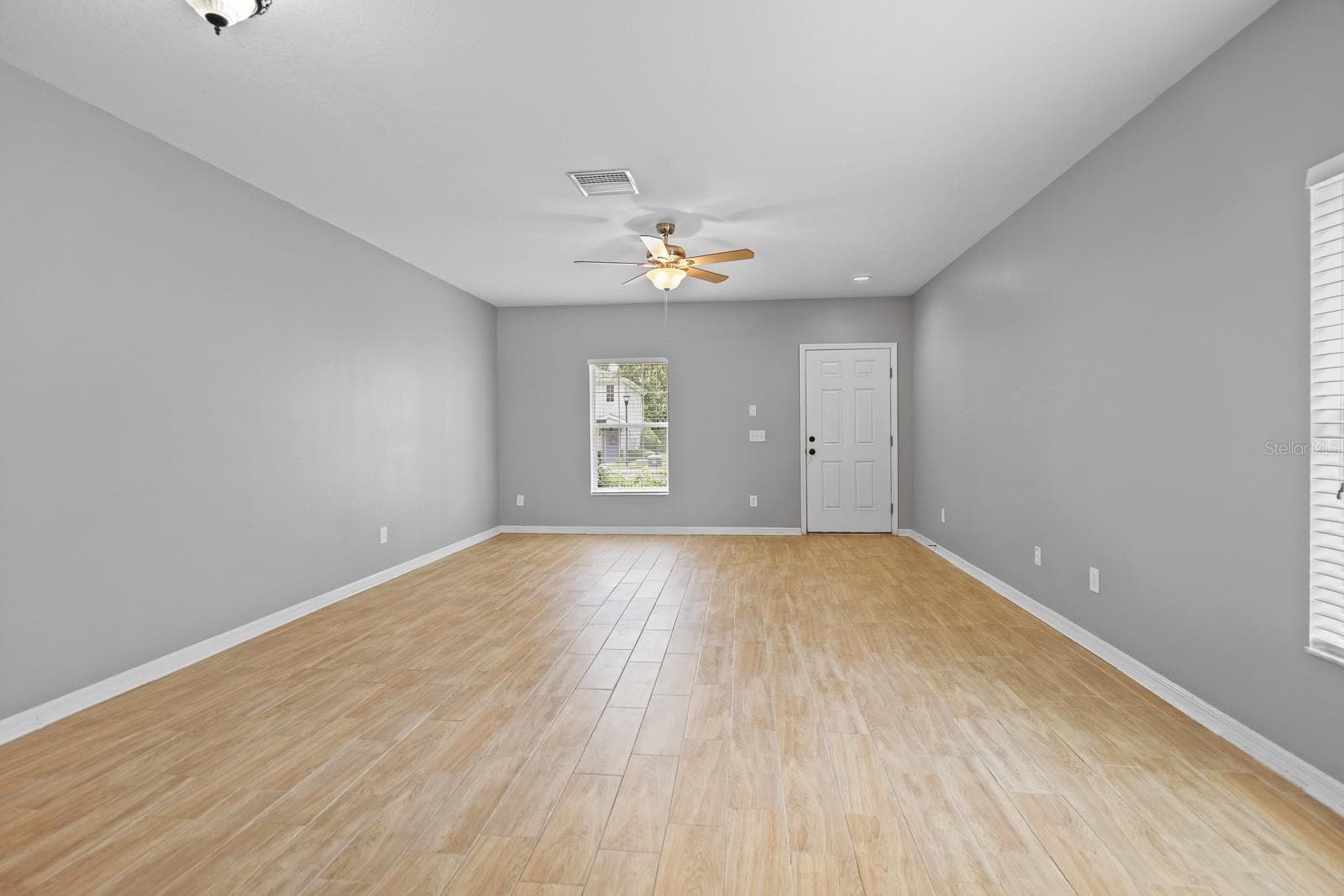 Townhouse at 5879 FISHHAWK RIDGE DR, LITHIA, photo 9 of 21