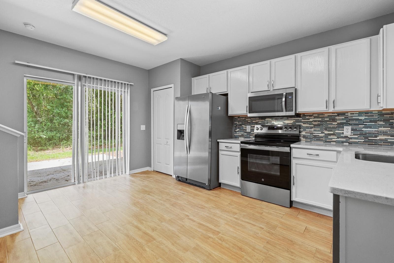 Townhouse at 5879 FISHHAWK RIDGE DR, LITHIA, photo 10 of 21