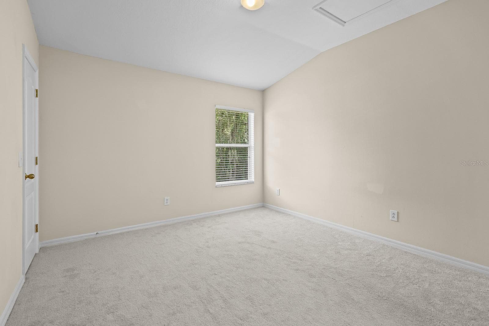 Townhouse at 5879 FISHHAWK RIDGE DR, LITHIA, photo 12 of 21