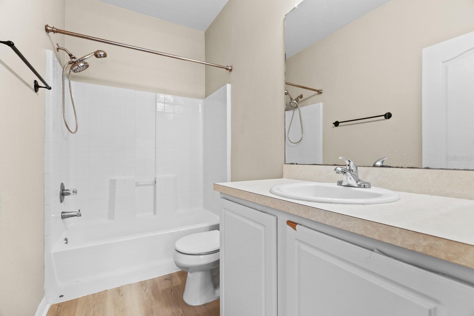 Townhouse at 5879 FISHHAWK RIDGE DR, LITHIA, photo 16 of 21