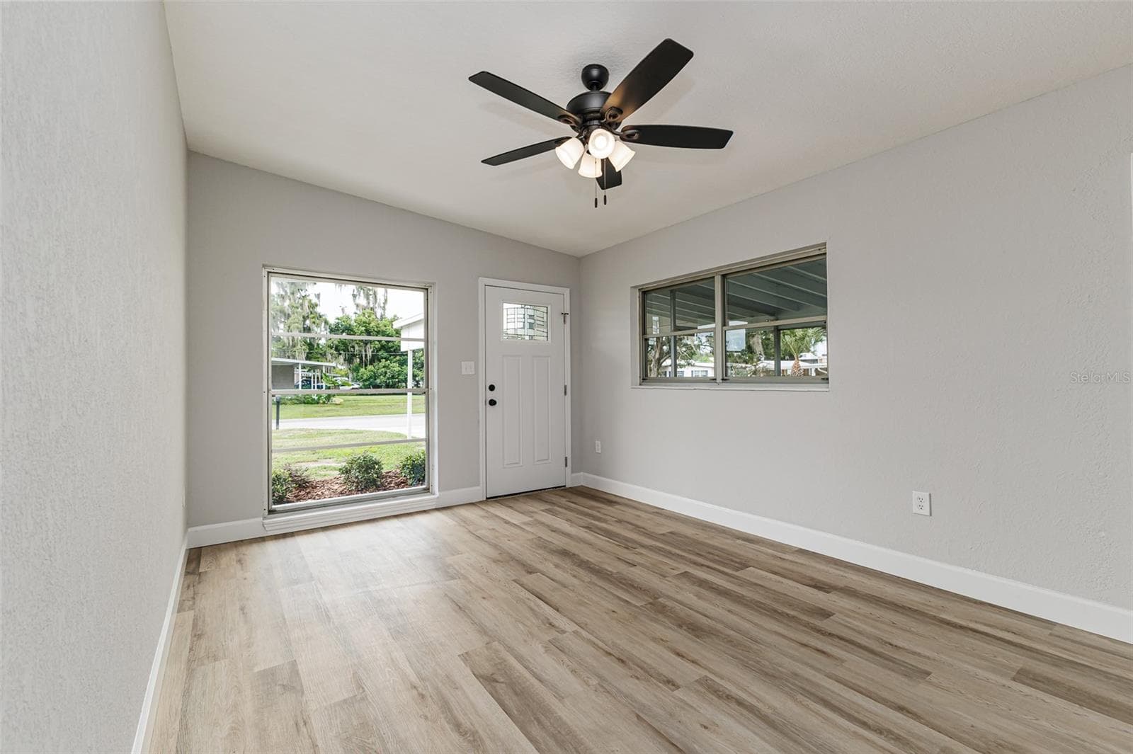 Single Family Residence at 465 FORREST DR, BARTOW, photo 12 of 24