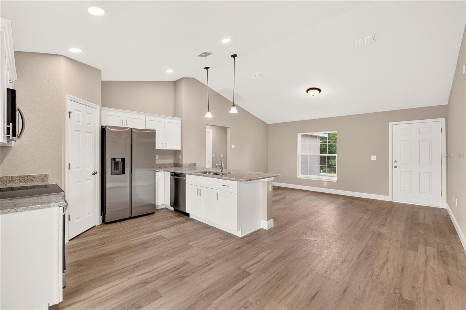 Single Family Residence at 19802 SW MARINE BLVD, DUNNELLON, photo 16 of 56