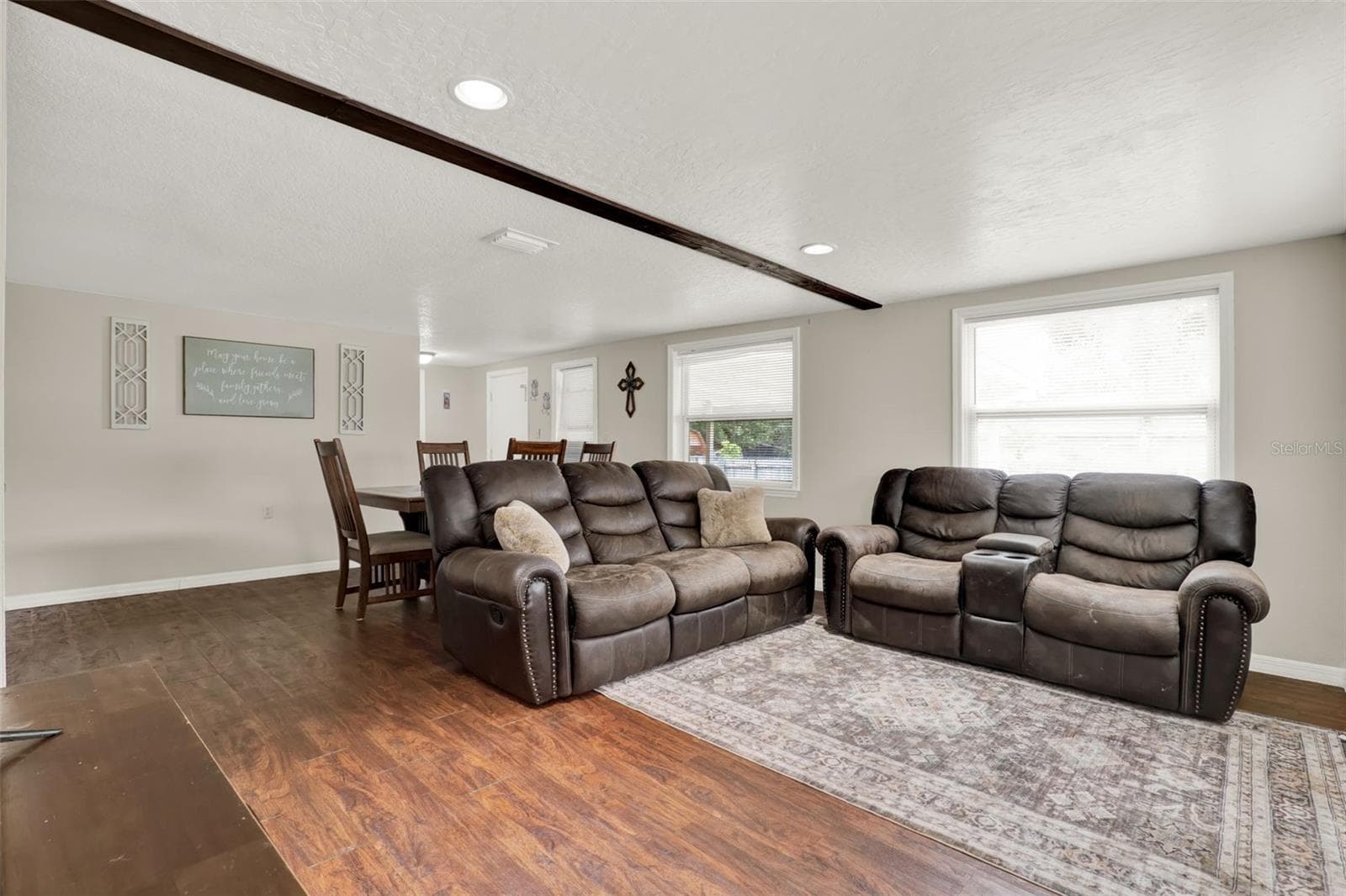 Single Family Residence at 30137 ORANGE AVE, SORRENTO, photo 6 of 25