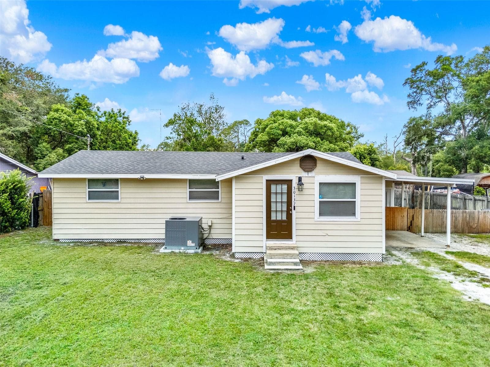 Single Family Residence at 30137 ORANGE AVE, SORRENTO, photo 22 of 25
