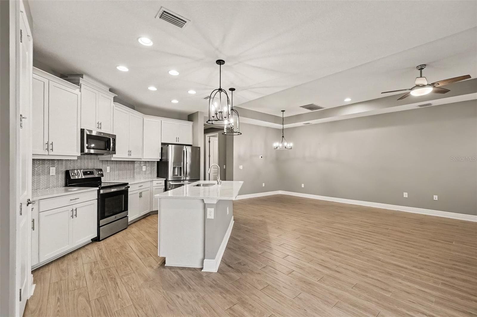 Single Family Residence at 3714 WILD BLOSSOM PL, PARRISH, photo 7 of 32
