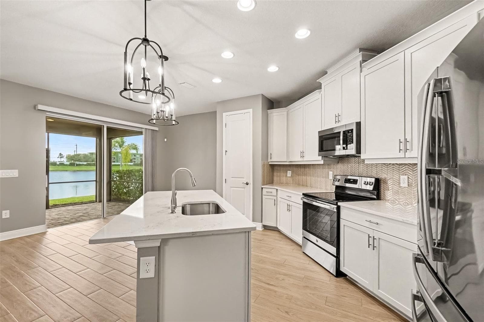 Single Family Residence at 3714 WILD BLOSSOM PL, PARRISH, photo 9 of 32