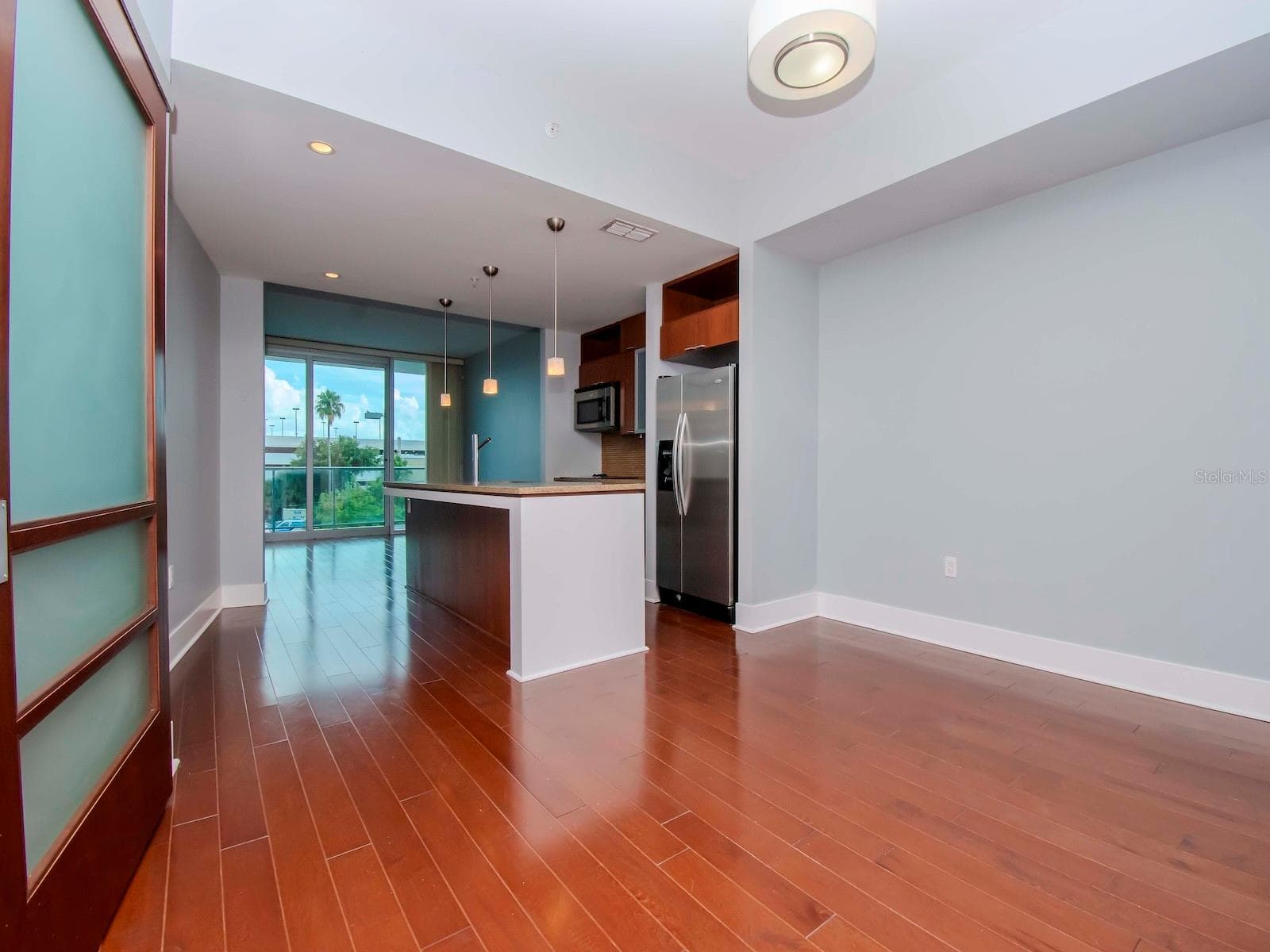 Condominium at 912 CHANNELSIDE DR #2311, TAMPA, photo 2 of 41