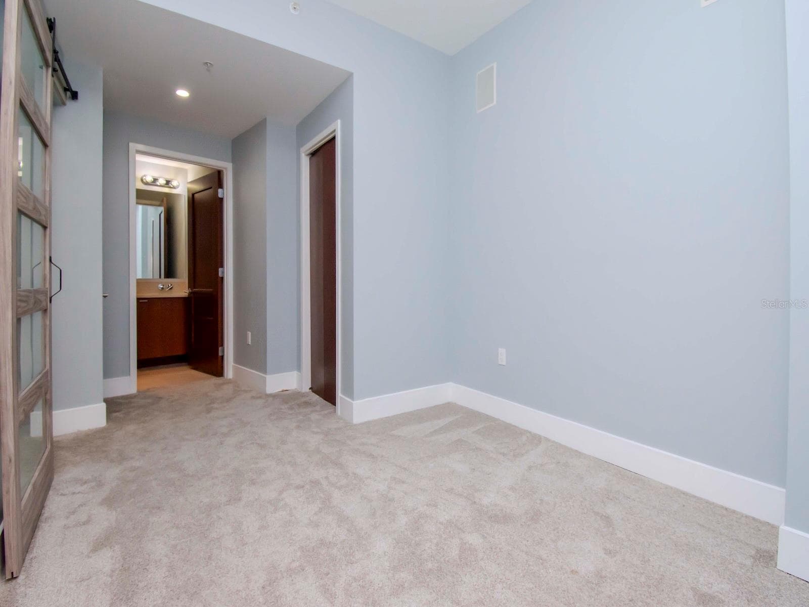 Condominium at 912 CHANNELSIDE DR #2311, TAMPA, photo 16 of 41