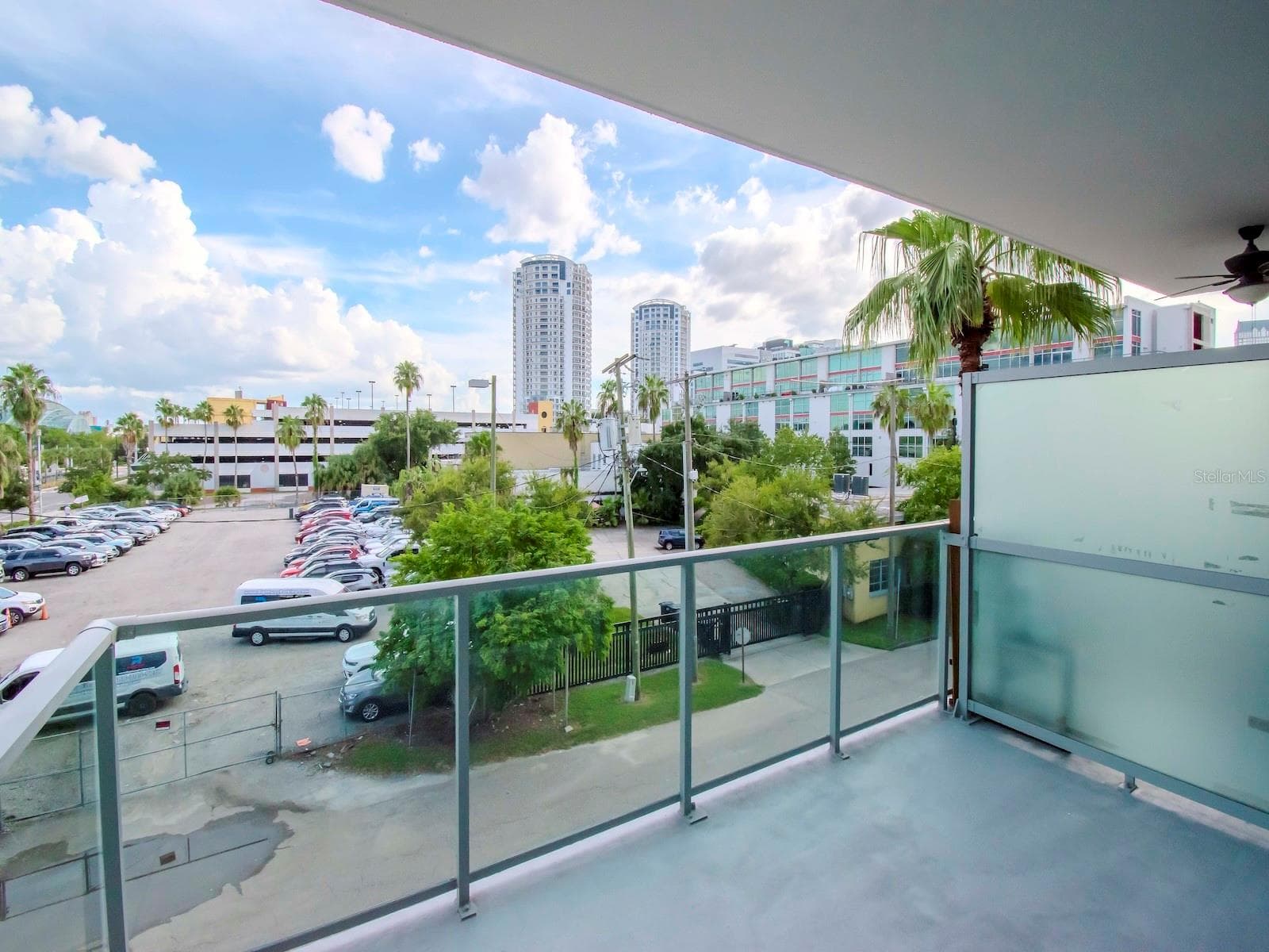 Condominium at 912 CHANNELSIDE DR #2311, TAMPA, photo 20 of 41