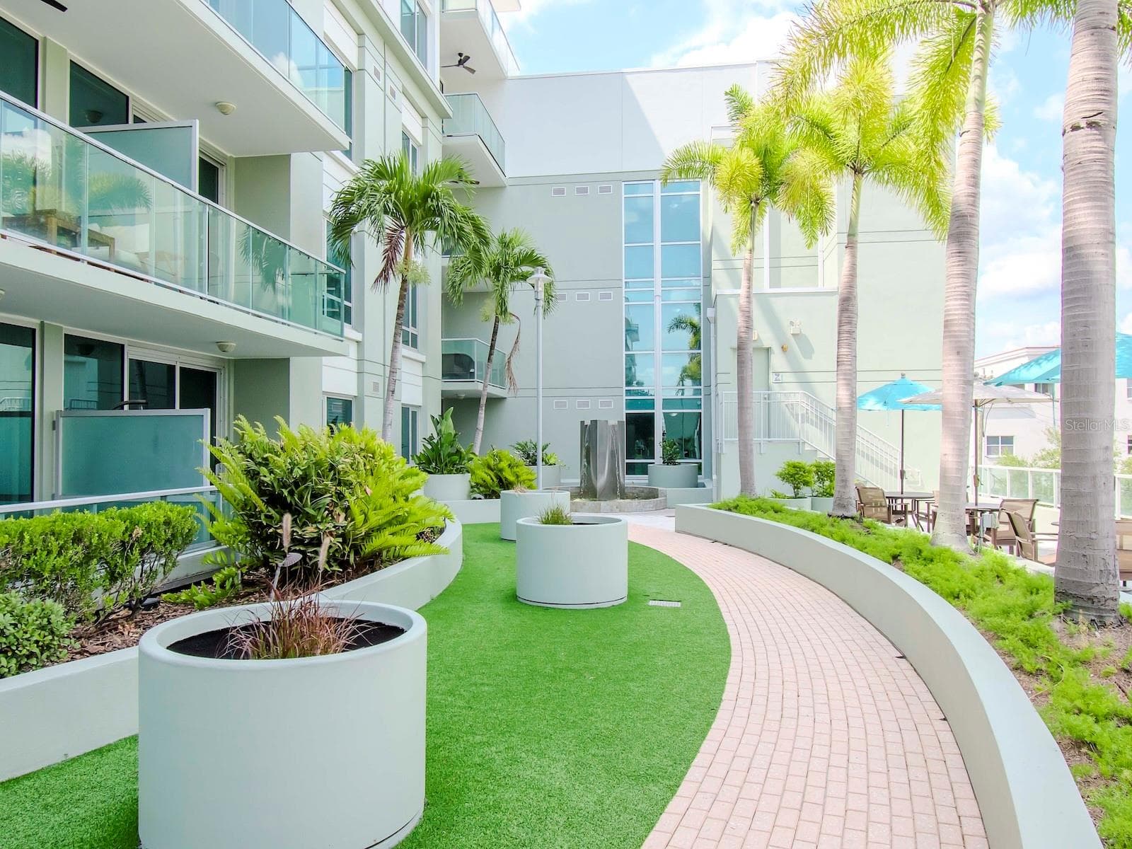 Condominium at 912 CHANNELSIDE DR #2311, TAMPA, photo 27 of 41