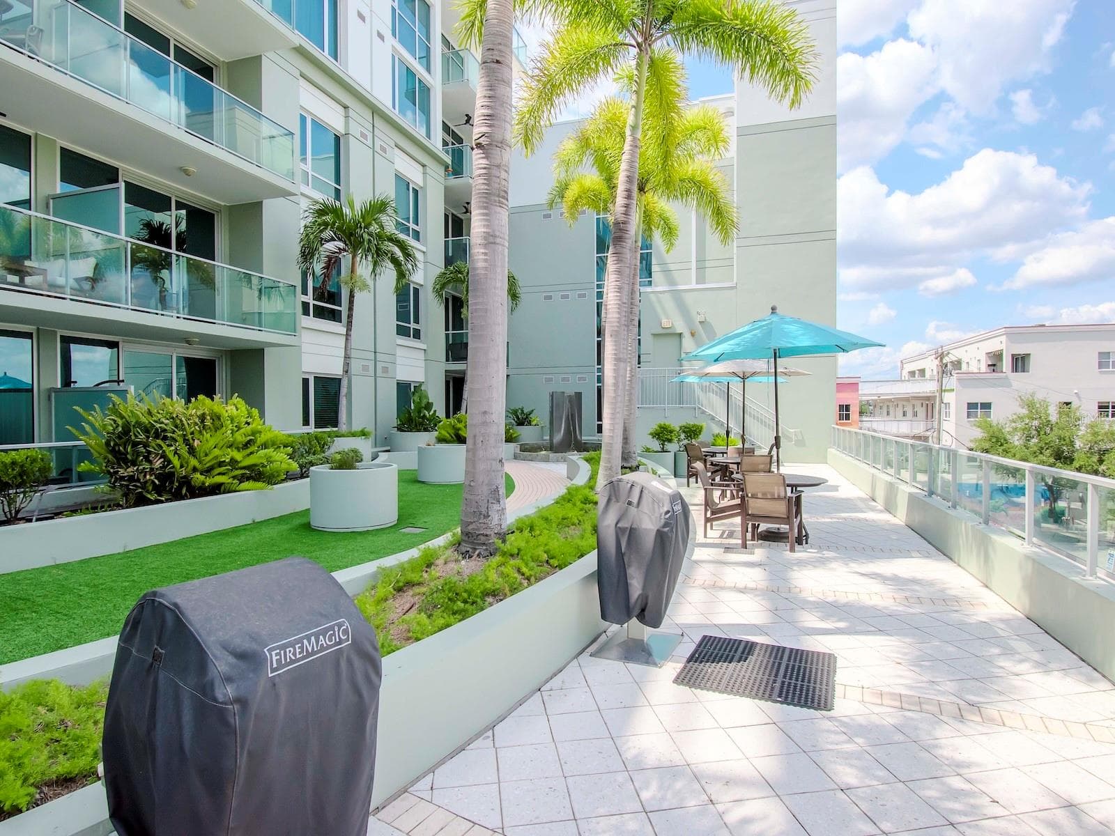 Condominium at 912 CHANNELSIDE DR #2311, TAMPA, photo 28 of 41