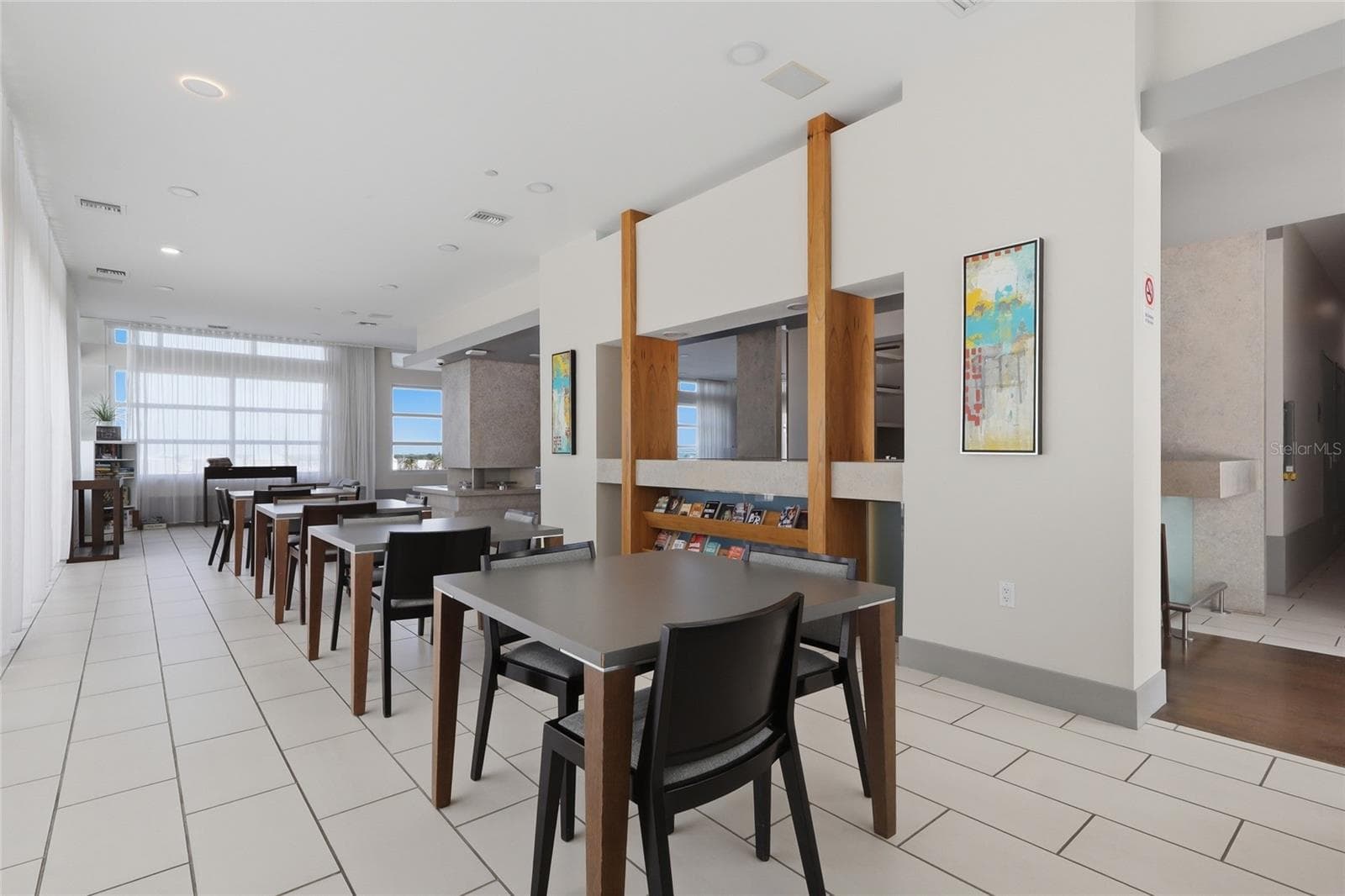 Condominium at 912 CHANNELSIDE DR #2311, TAMPA, photo 33 of 41