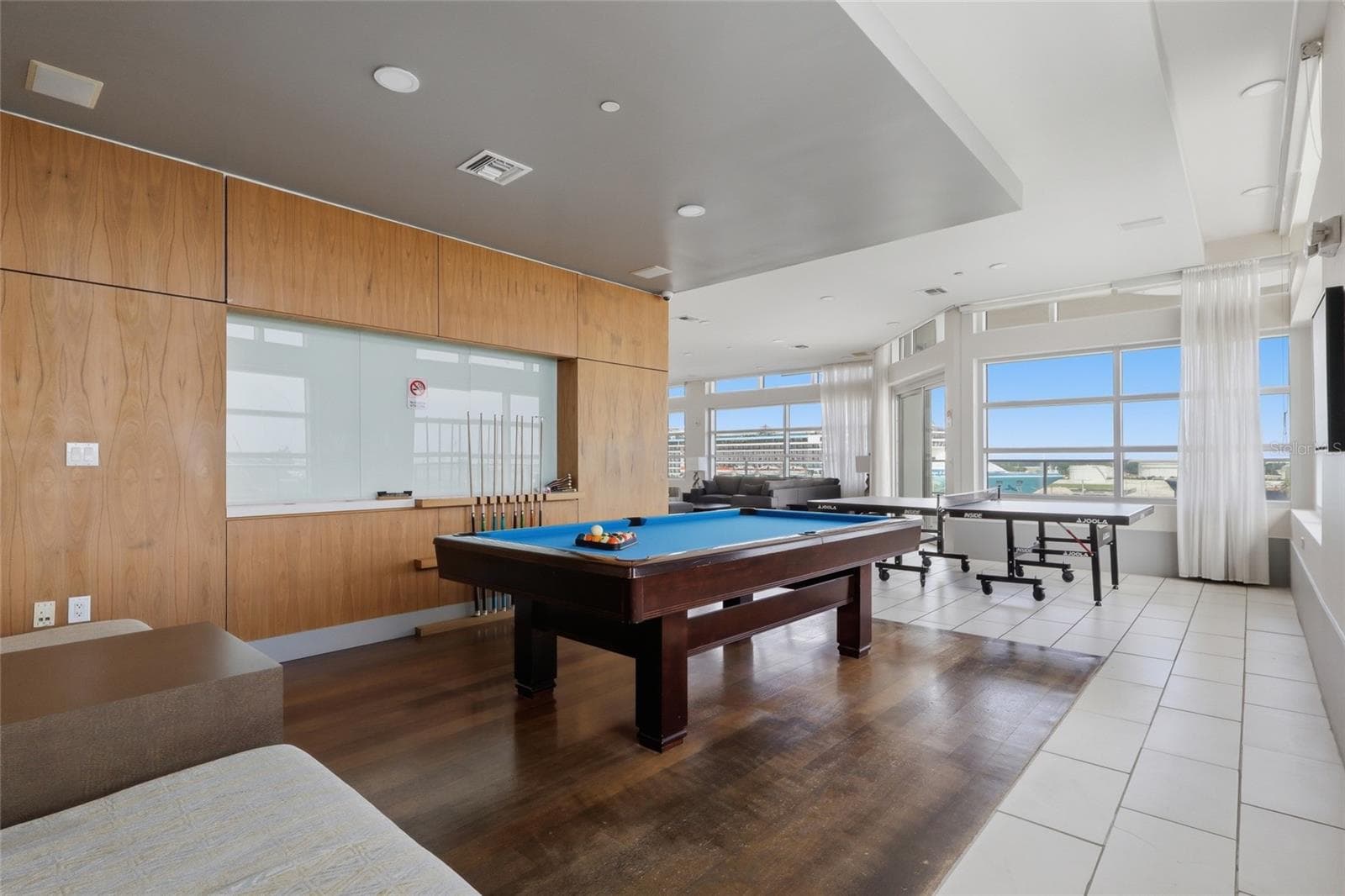 Condominium at 912 CHANNELSIDE DR #2311, TAMPA, photo 39 of 41