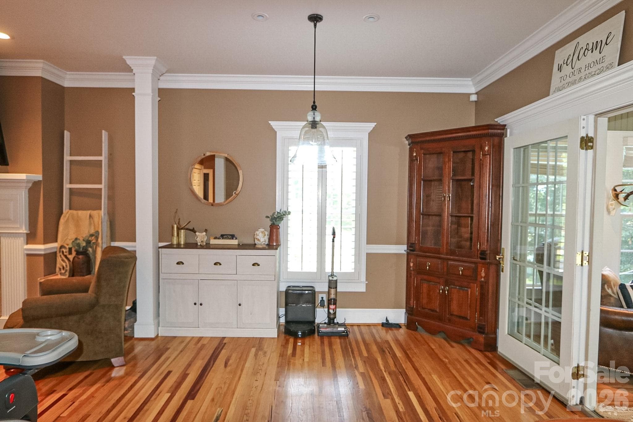 Single Family Residence at 208 Triplett Street, Jonesville, photo 14 of 43