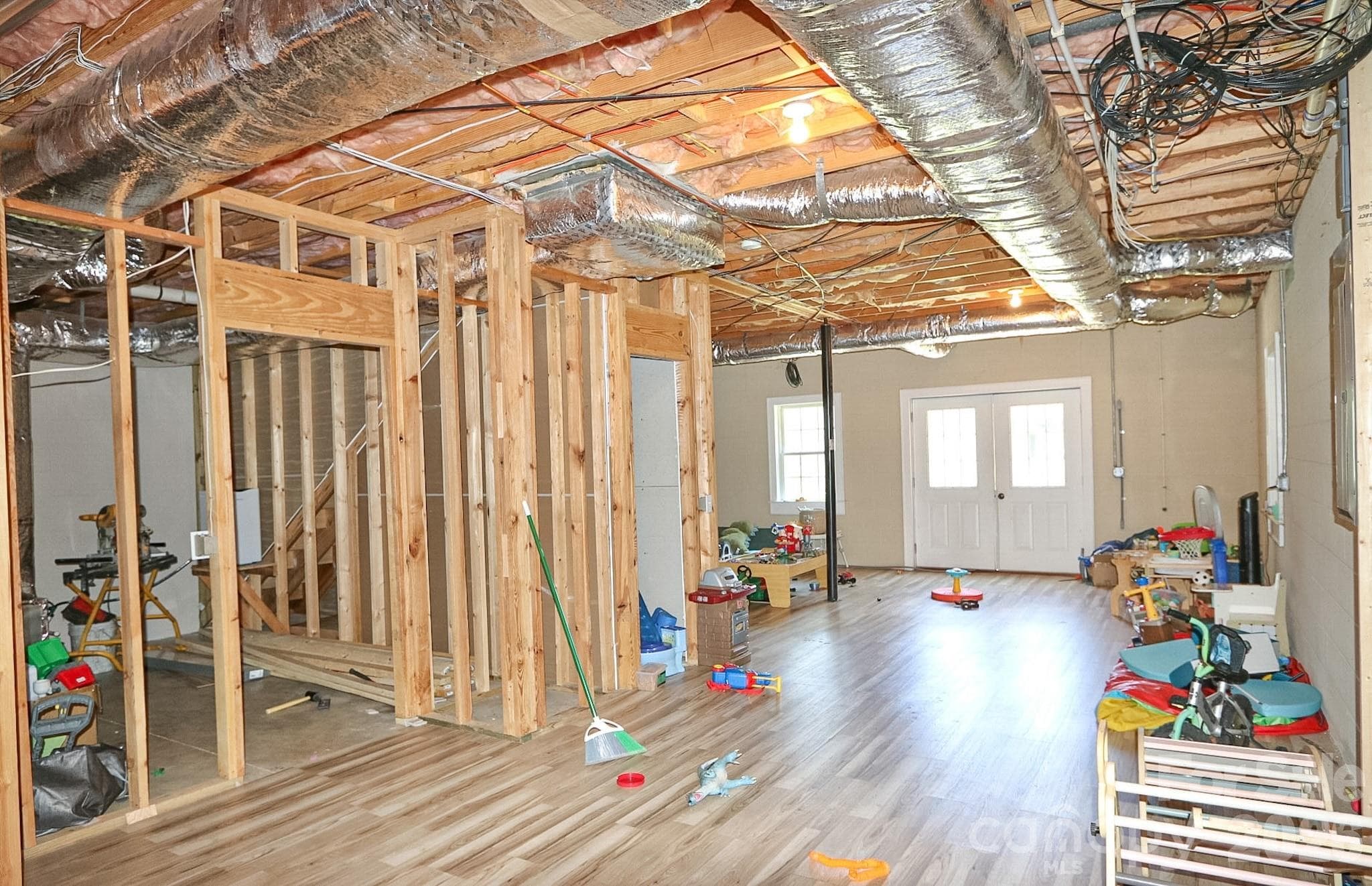 Single Family Residence at 208 Triplett Street, Jonesville, photo 30 of 43